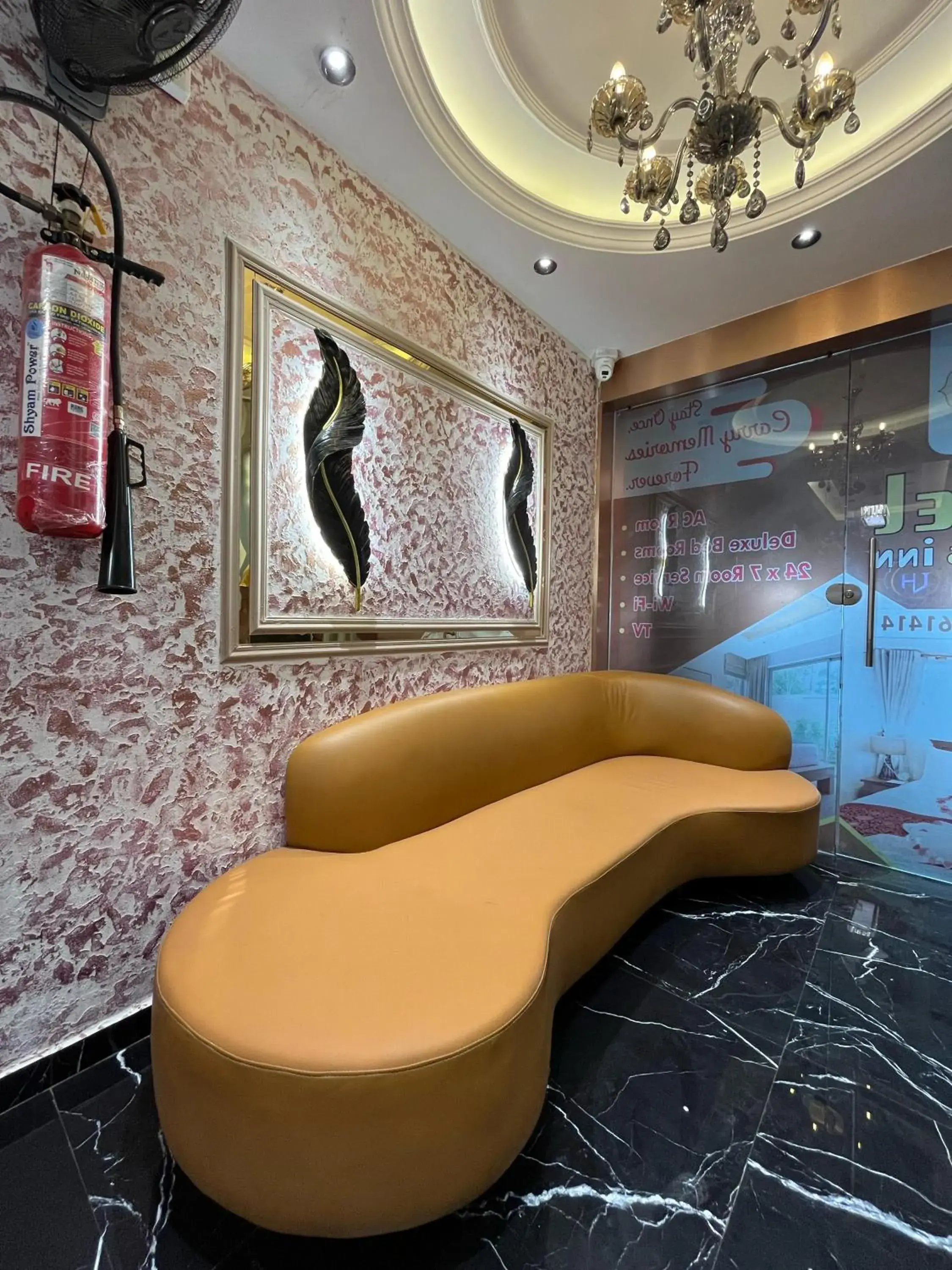 Hotel Luxurious Inn Hotel Luxurious Inn