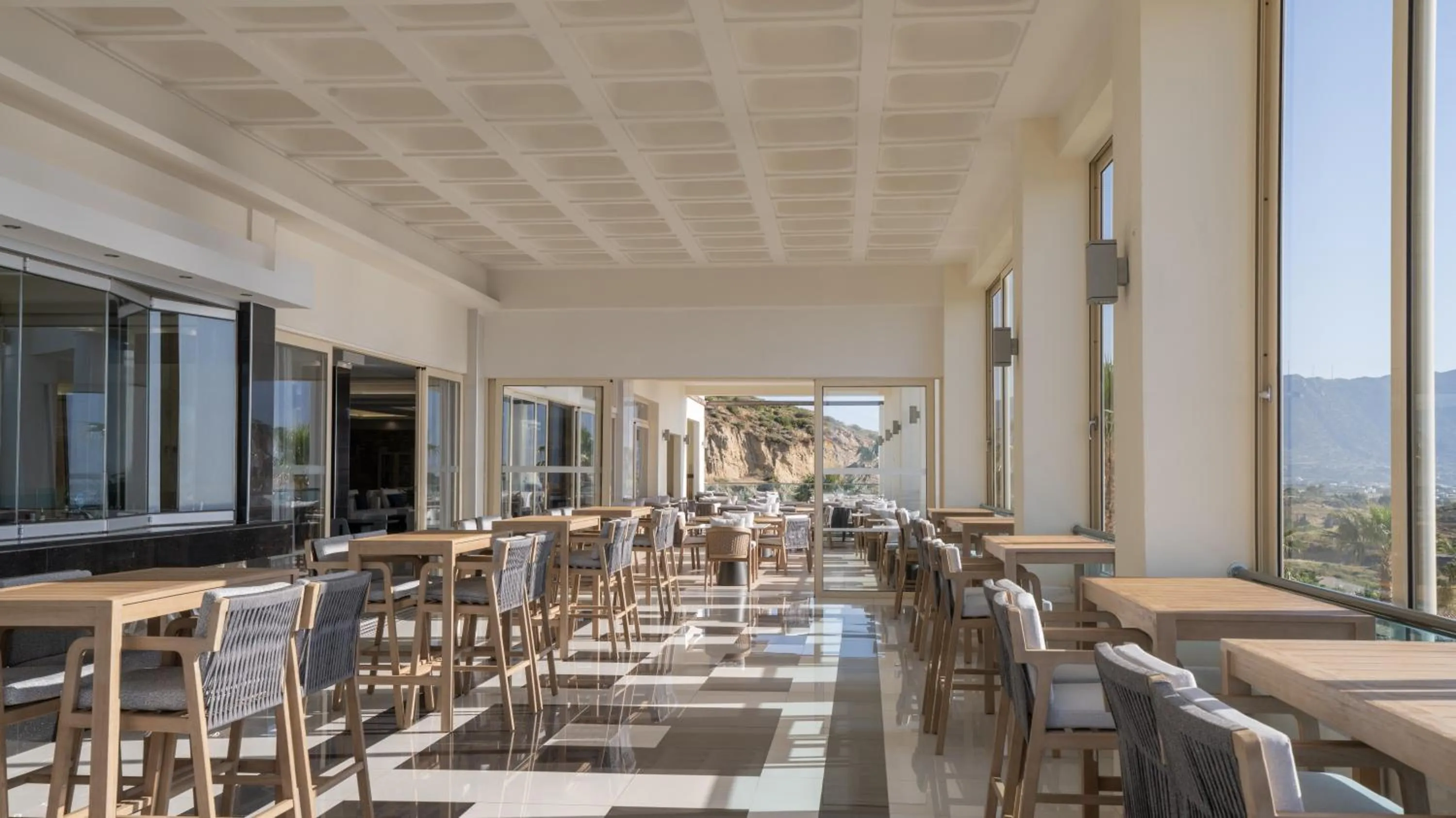 Grand Blue Beach Hotel