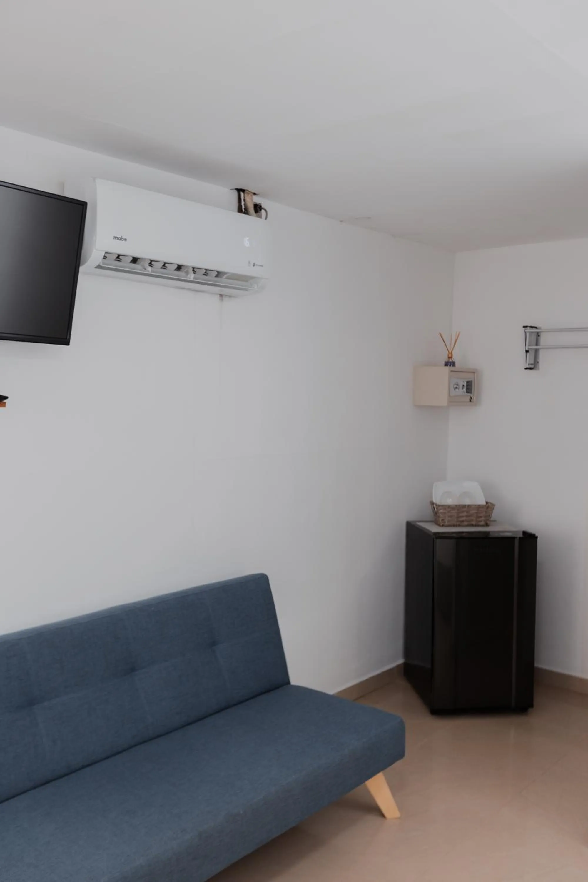 TV and multimedia in Hotel Molino de Viento