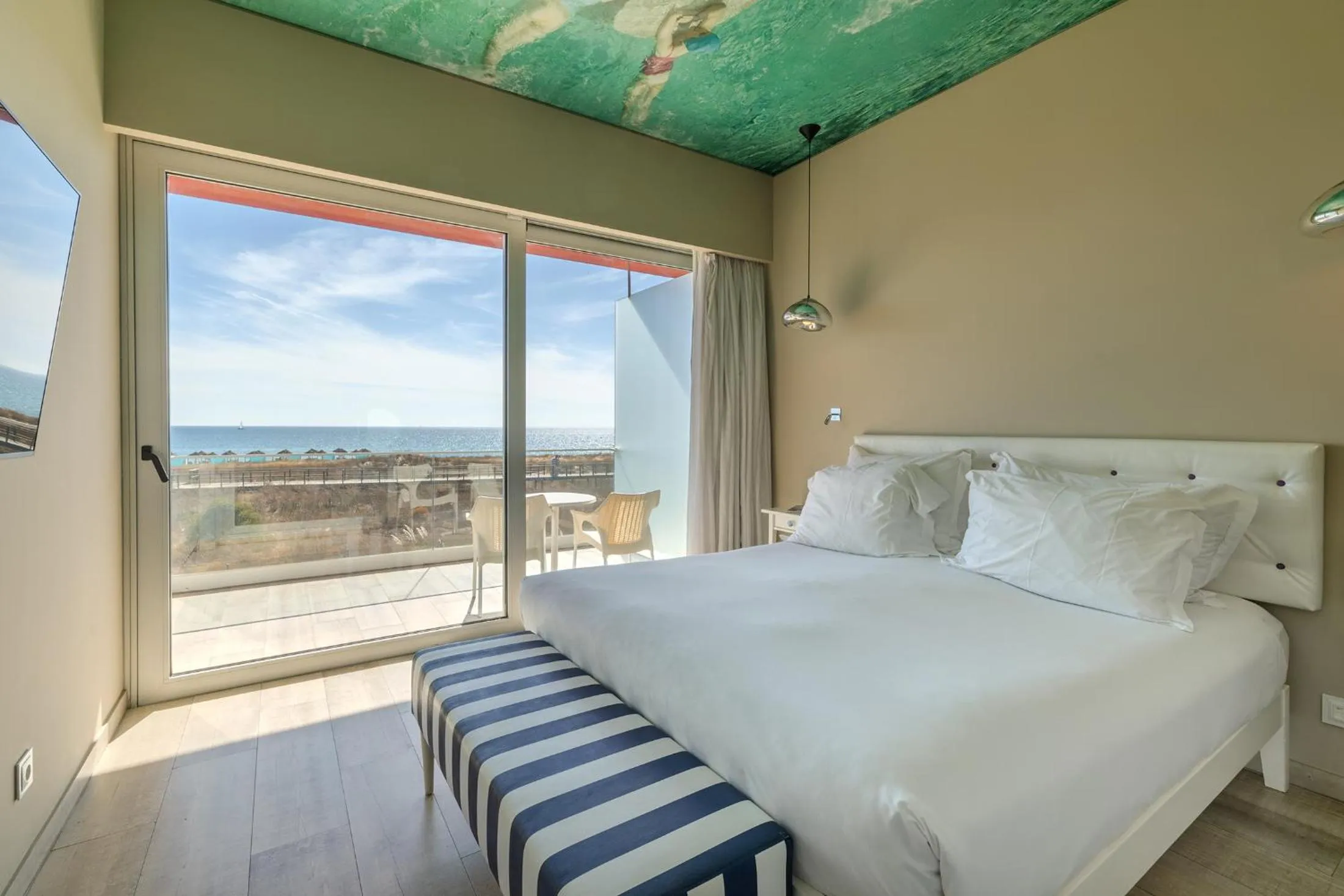 Bed in Pestana Alvor South Beach Premium Suite Hotel