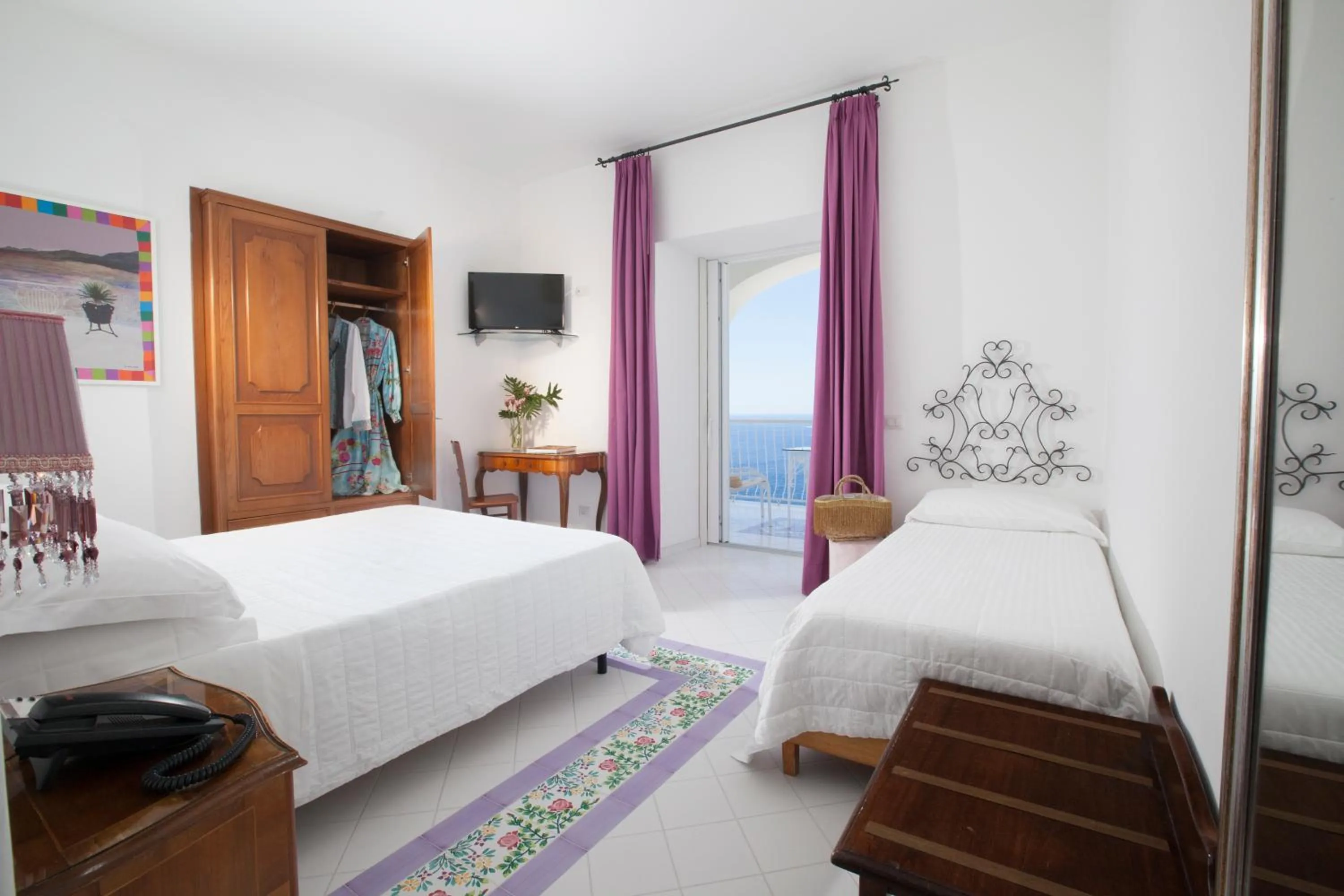 Bed in Hotel Smeraldo