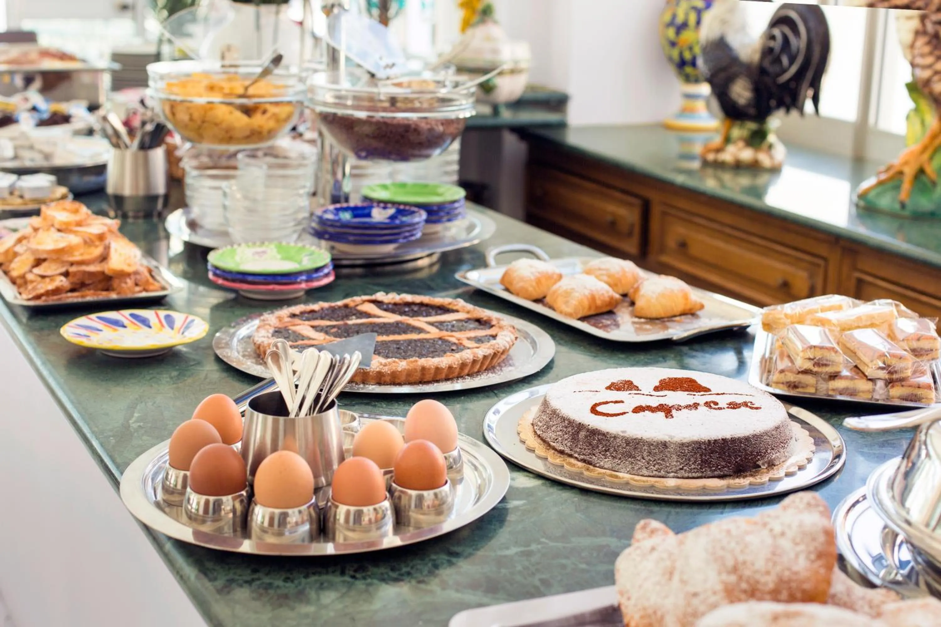 Buffet breakfast in Hotel Smeraldo