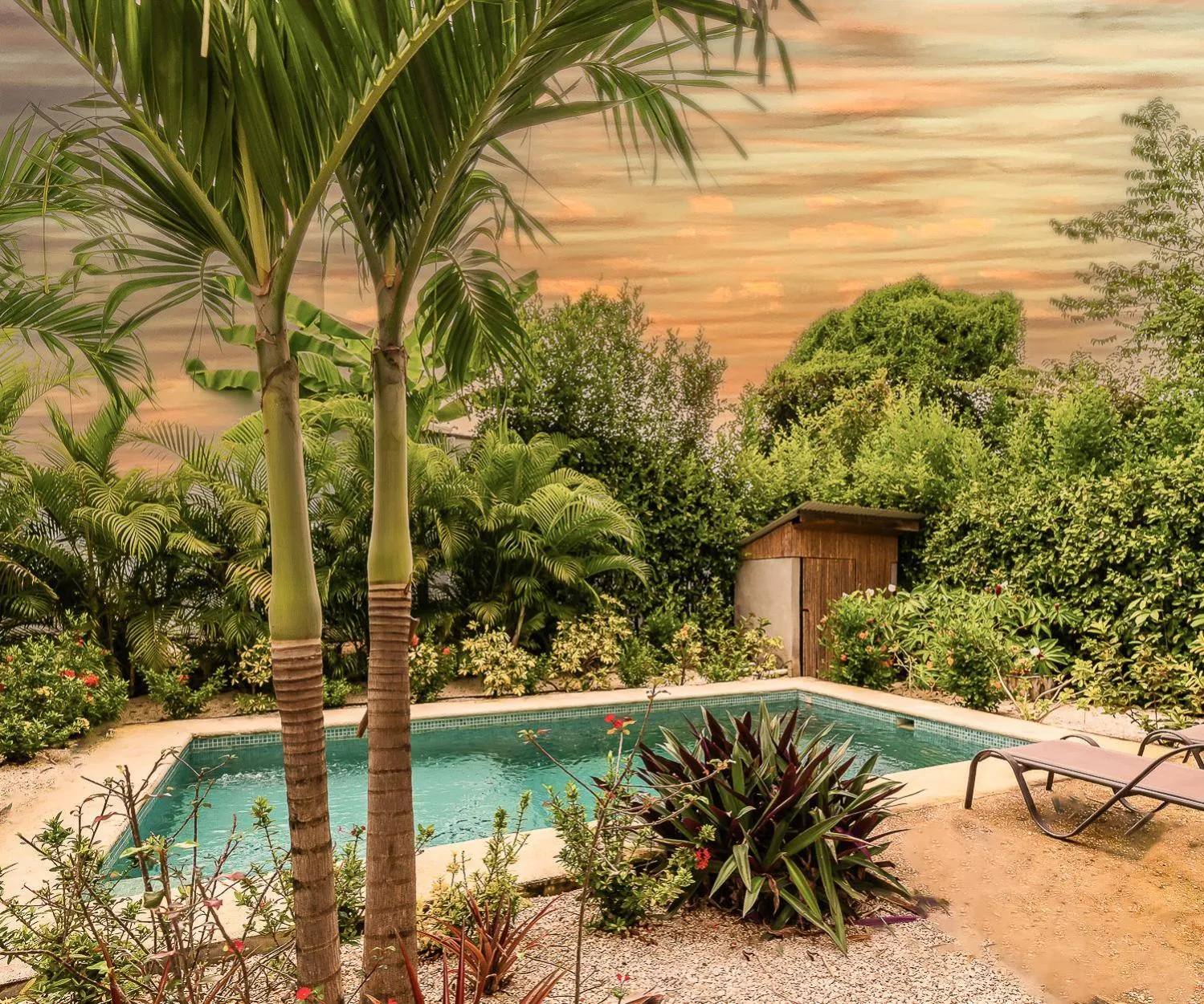 Pool view in Les Voiles Blanches - Luxury Lodge