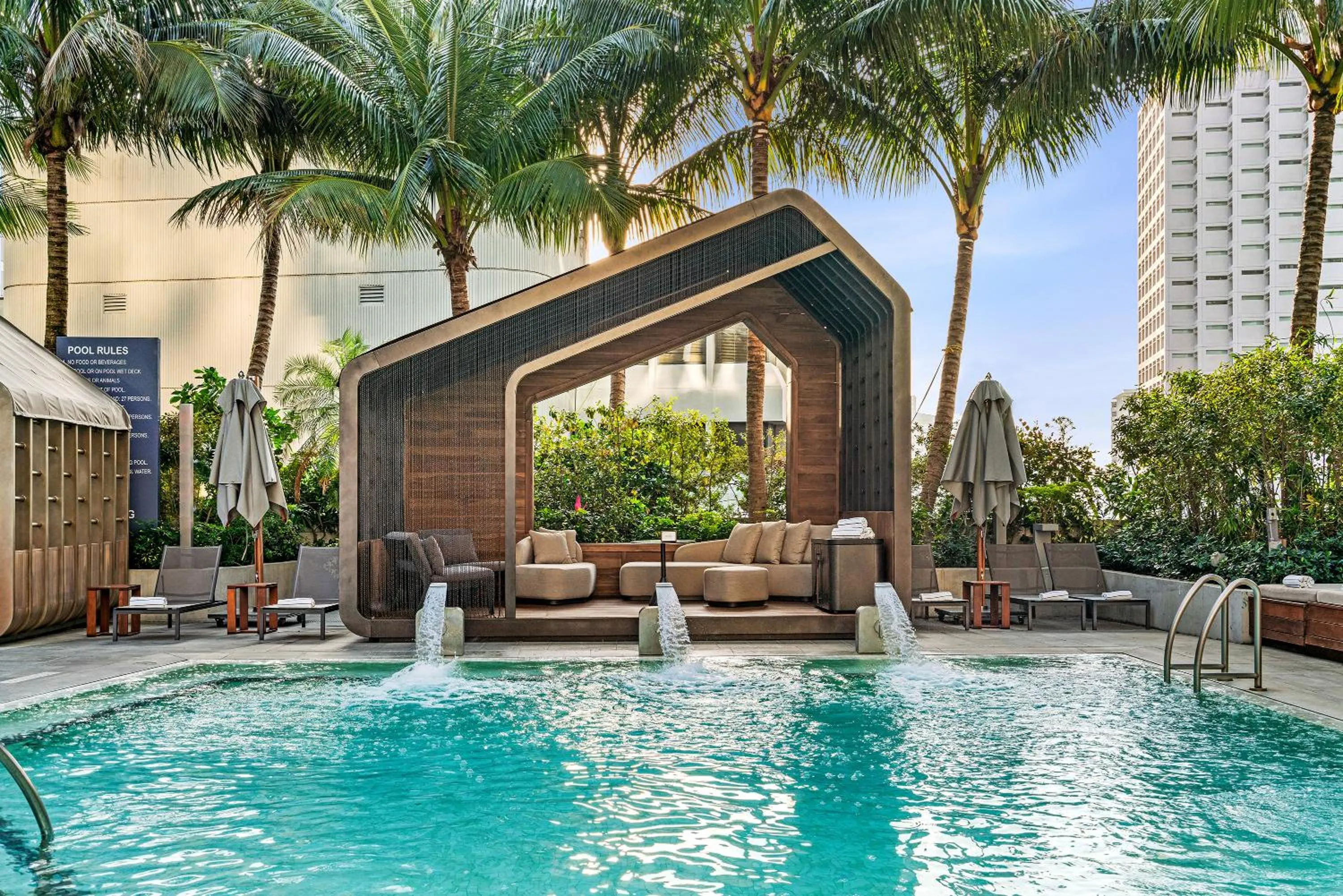 Swimming pool in EAST Miami