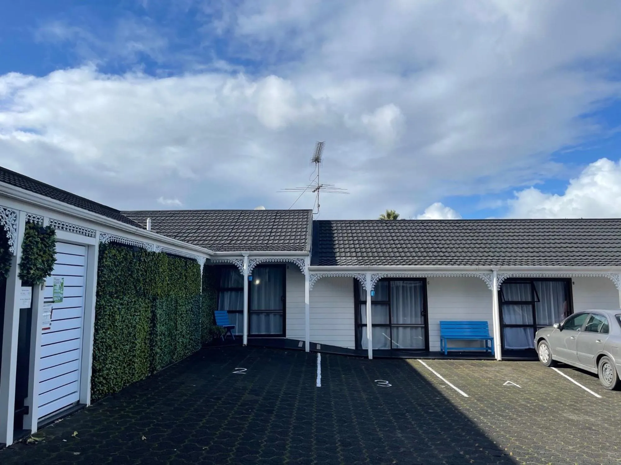 Property building in Papakura Pioneer Motor Lodge & Motel