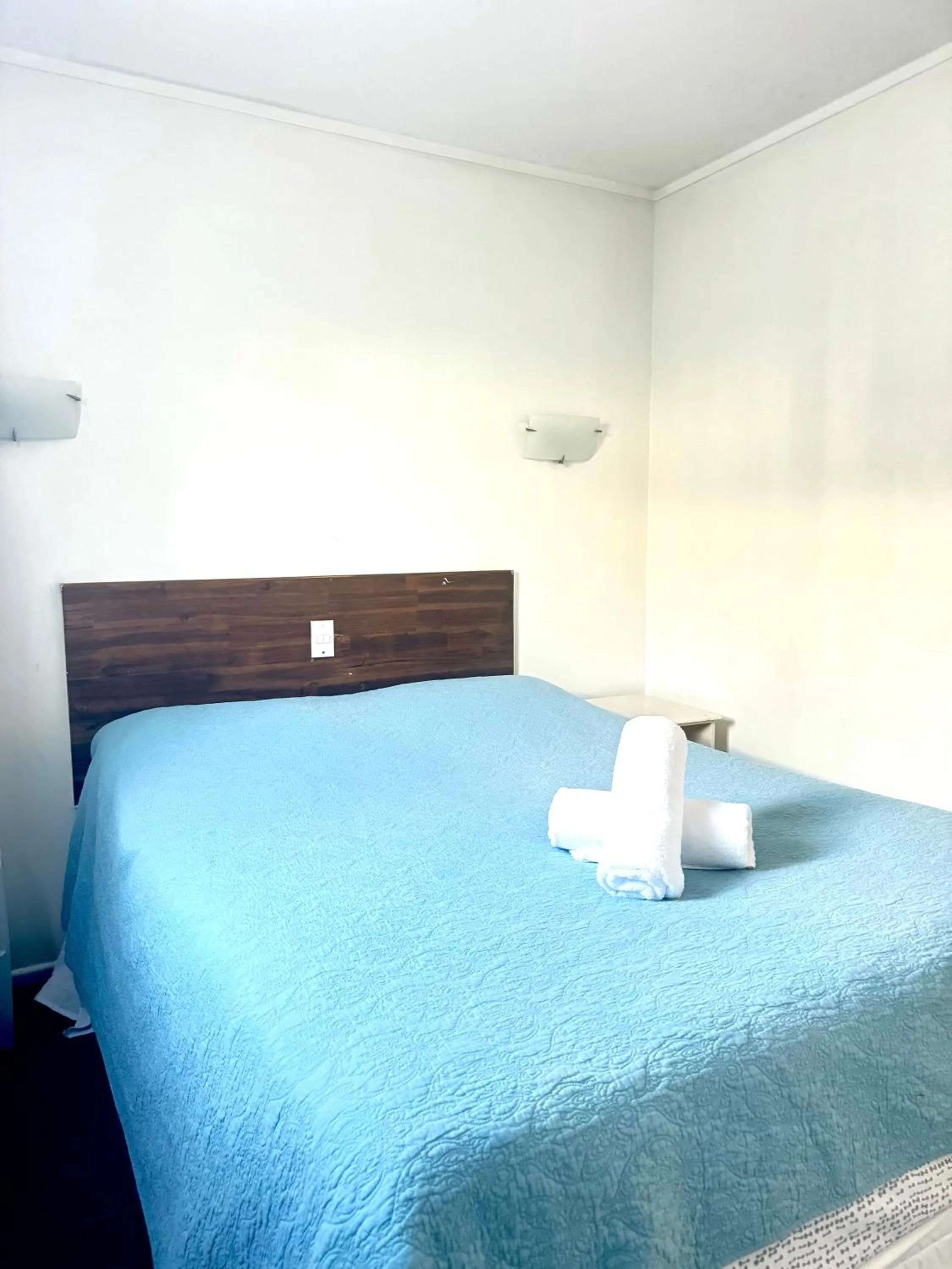 Family, Bed in Papakura Pioneer Motor Lodge & Motel