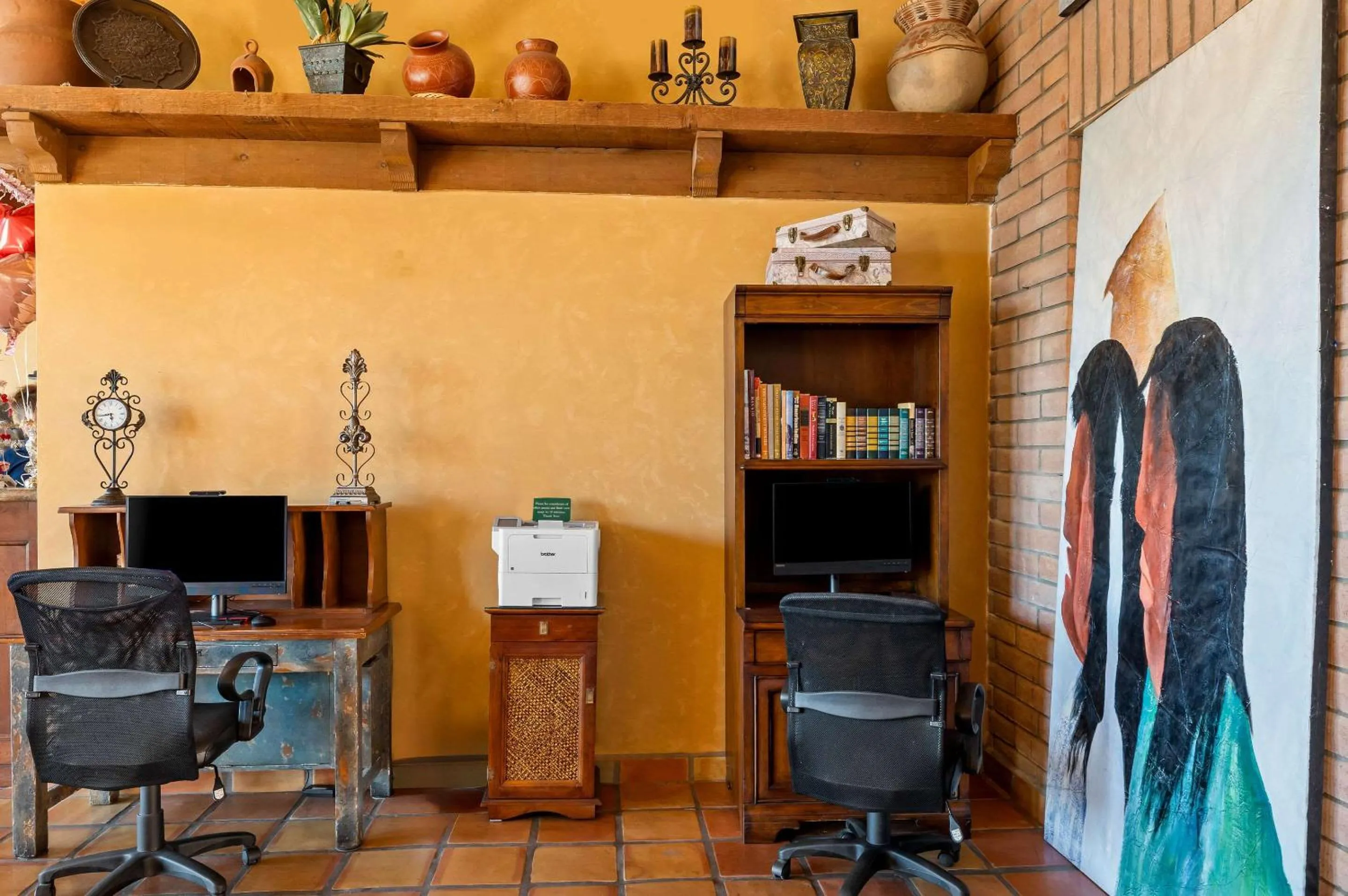 Business facilities in Clarion Inn