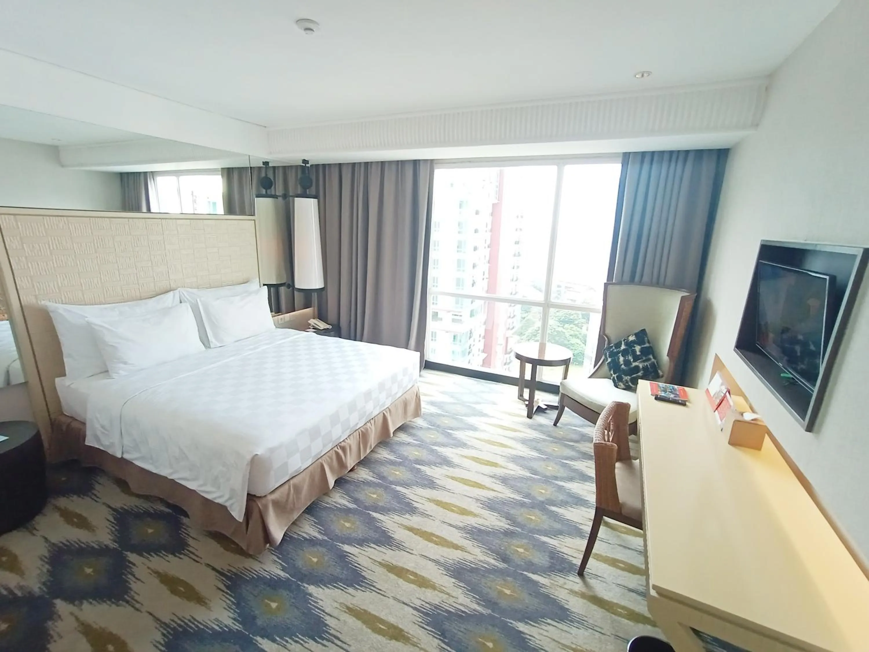 Photo of the whole room, Bed in Swiss-Belresidences Kalibata