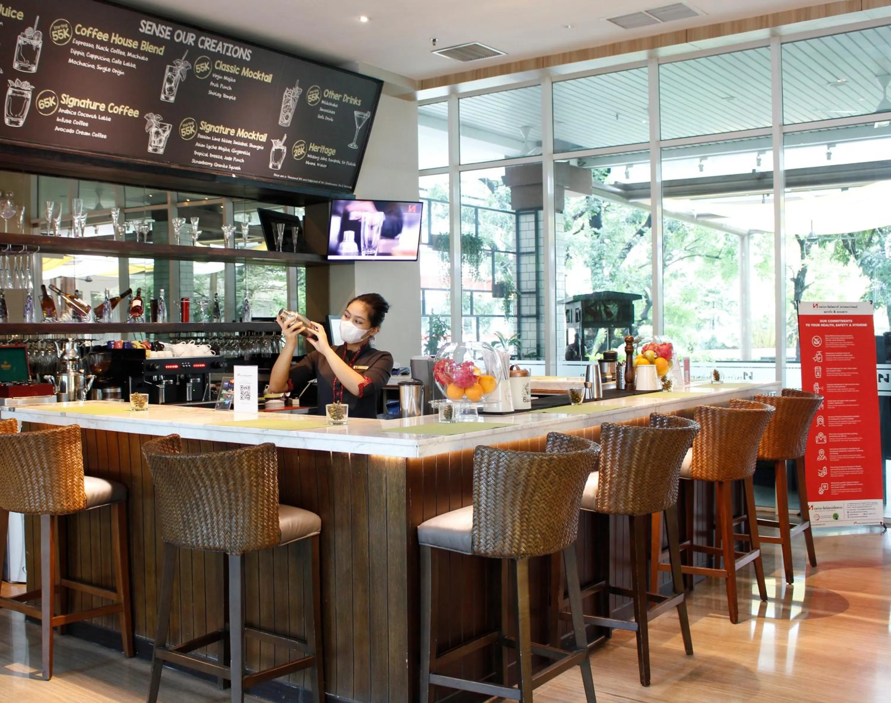 Restaurant/places to eat in Swiss-Belresidences Kalibata