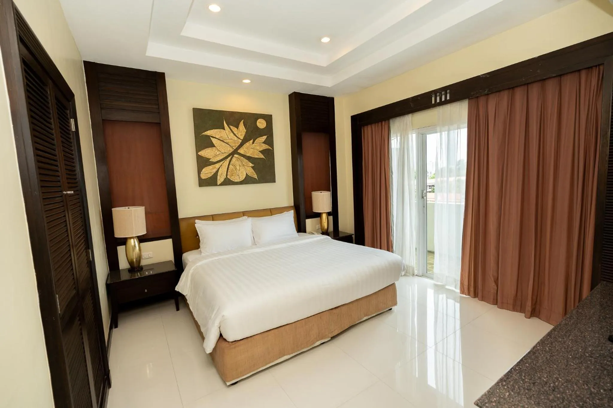 Photo of the whole room, Bed in Sunday Chateau En Ville - Pattaya