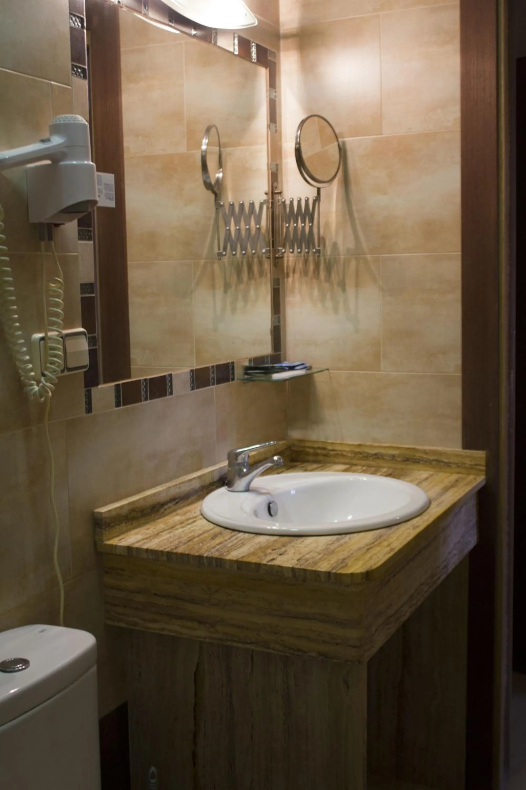 Bathroom in Hotel la Parrilla