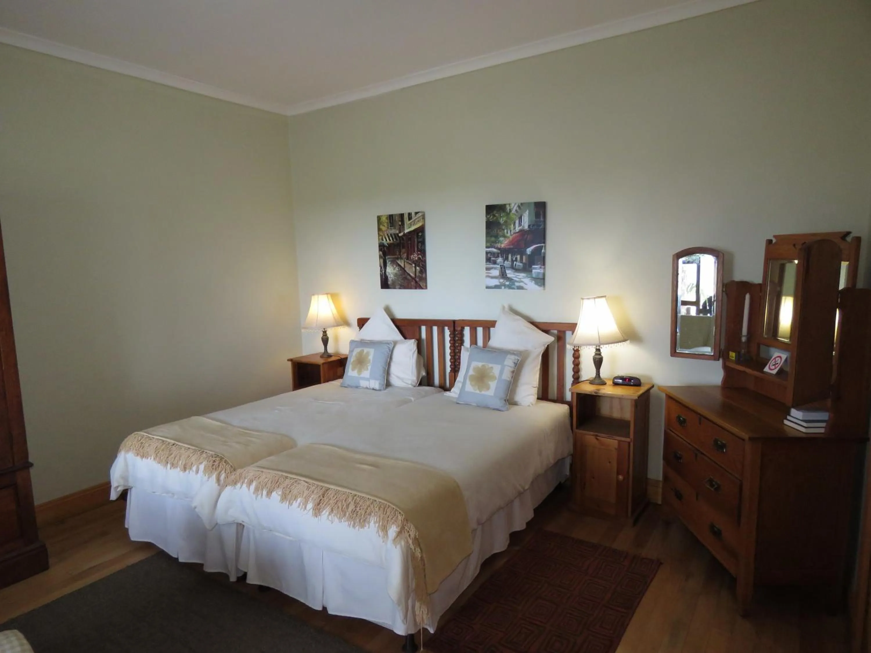 Bed in Mentors Country Estate