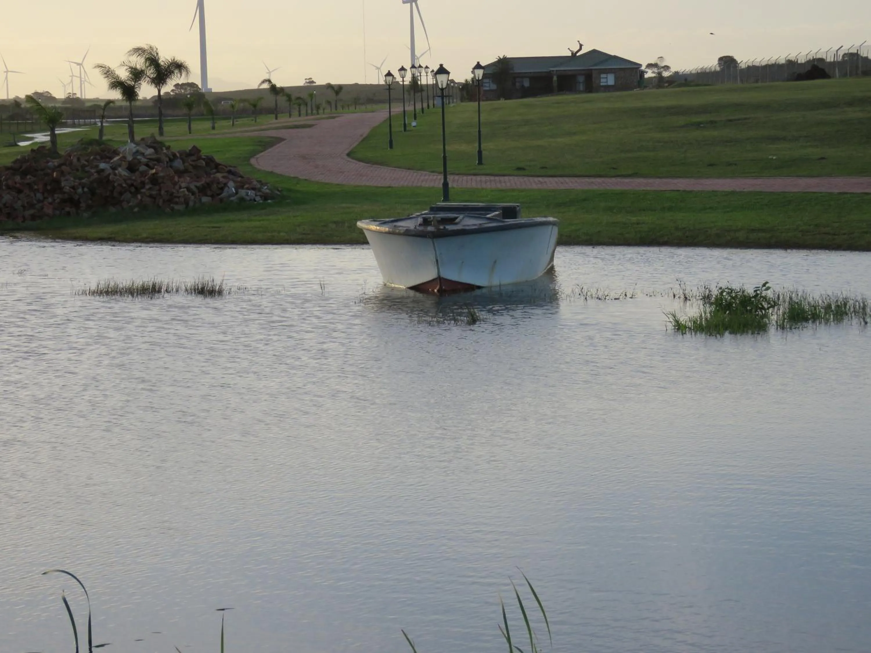 Lake view in Mentors Country Estate