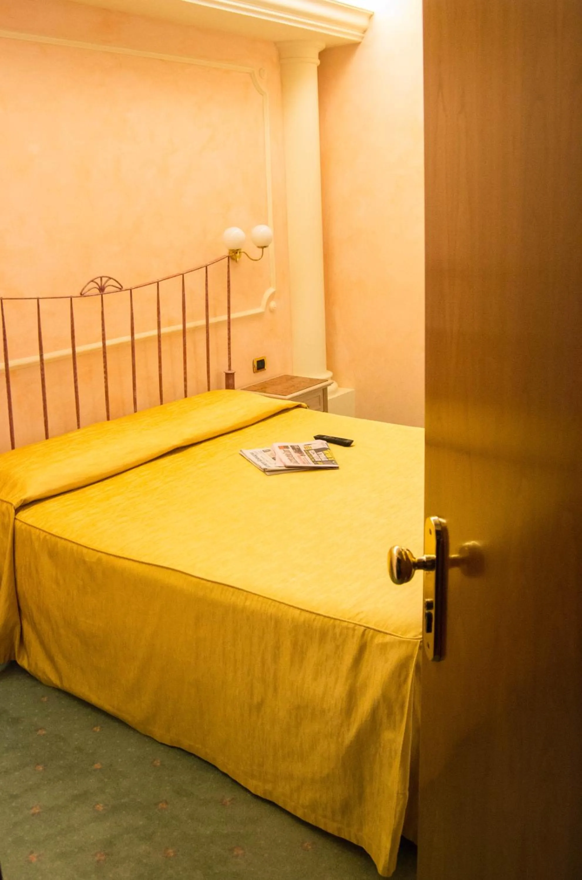 Bedroom, Bed in Hotel San Clemente