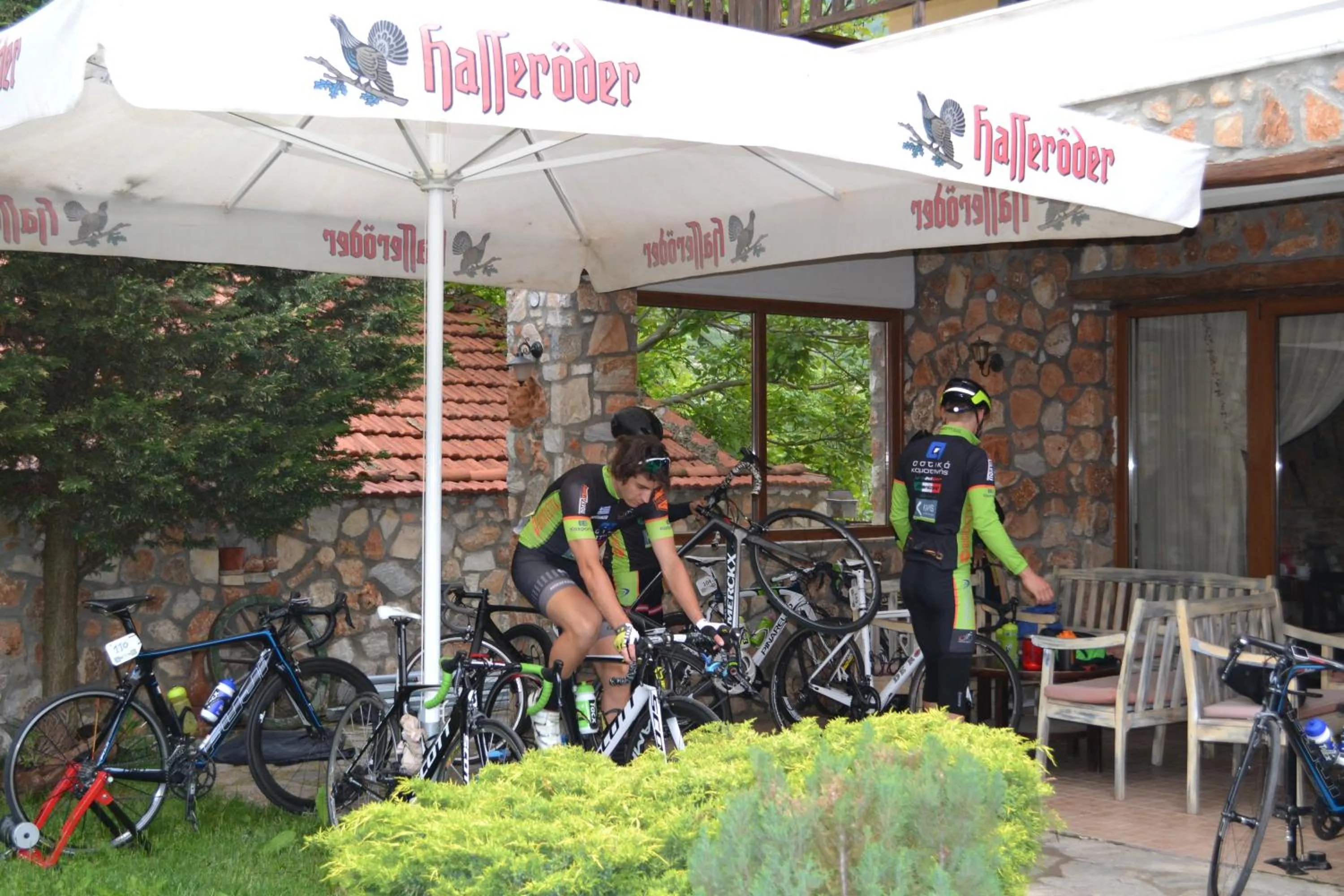 Aloni Toy Kir Thanasi Hotel & Spa