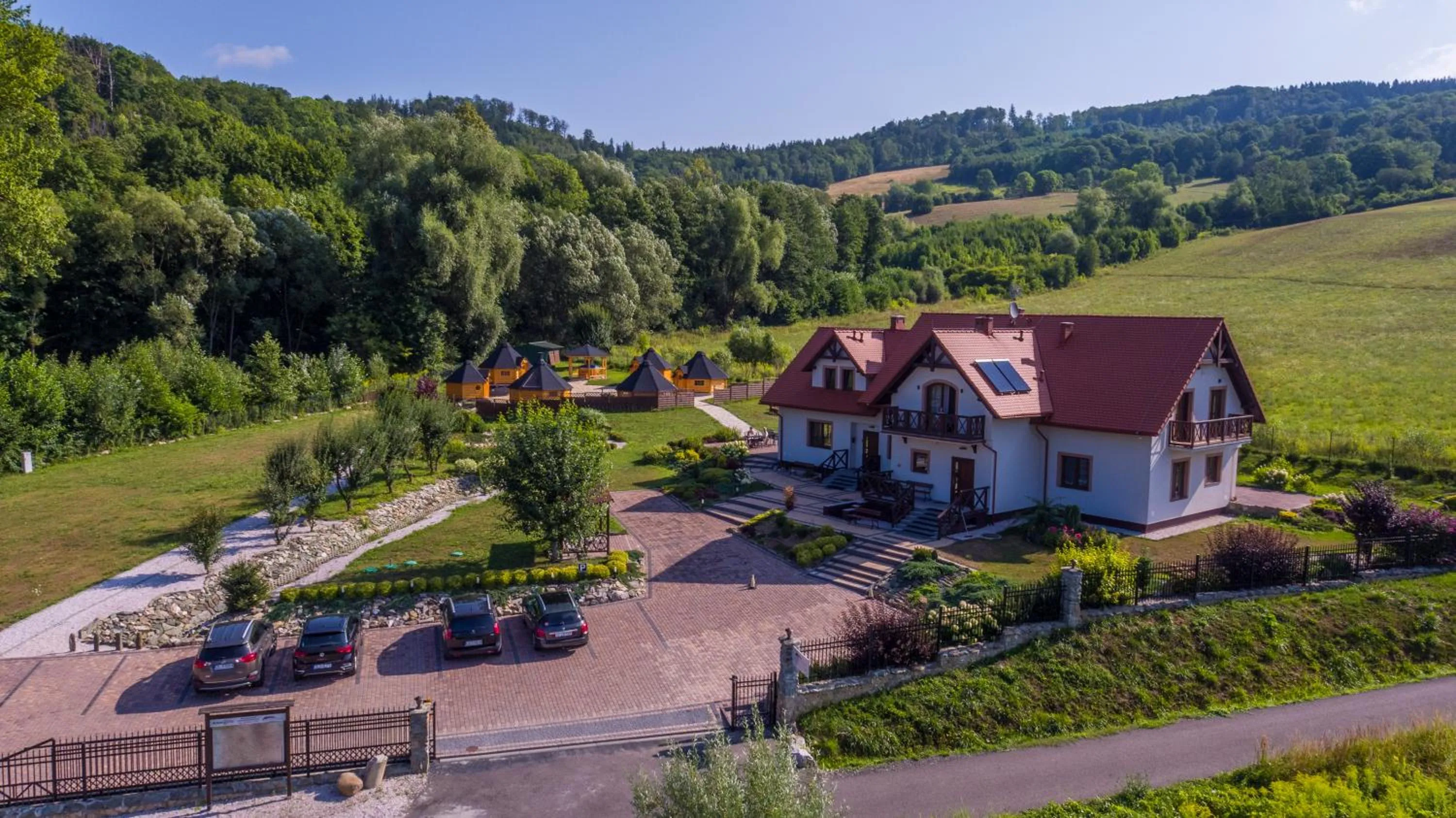 Property building in Pod Chmielarzem