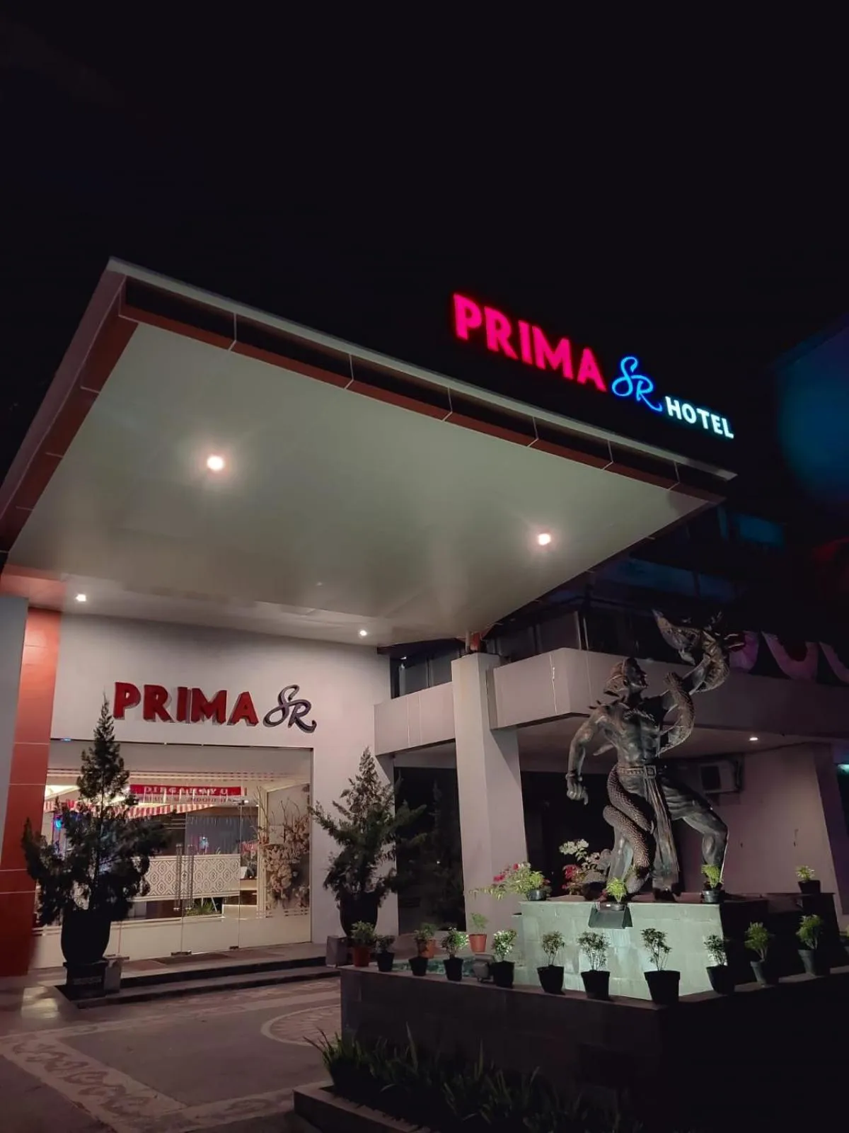 Property building in Prima SR Hotel & Convention Yogyakarta