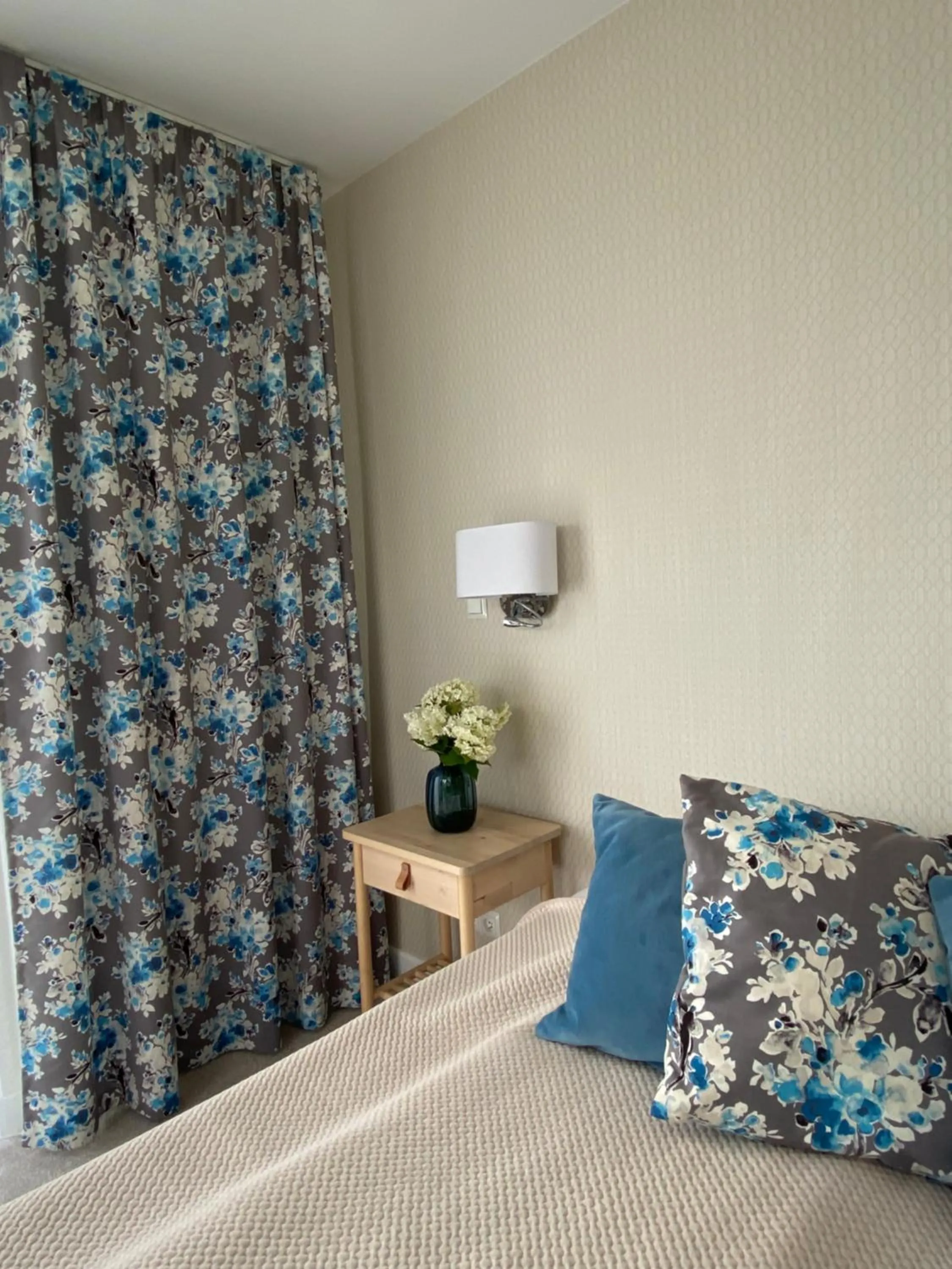 Bed in Willa Polanka