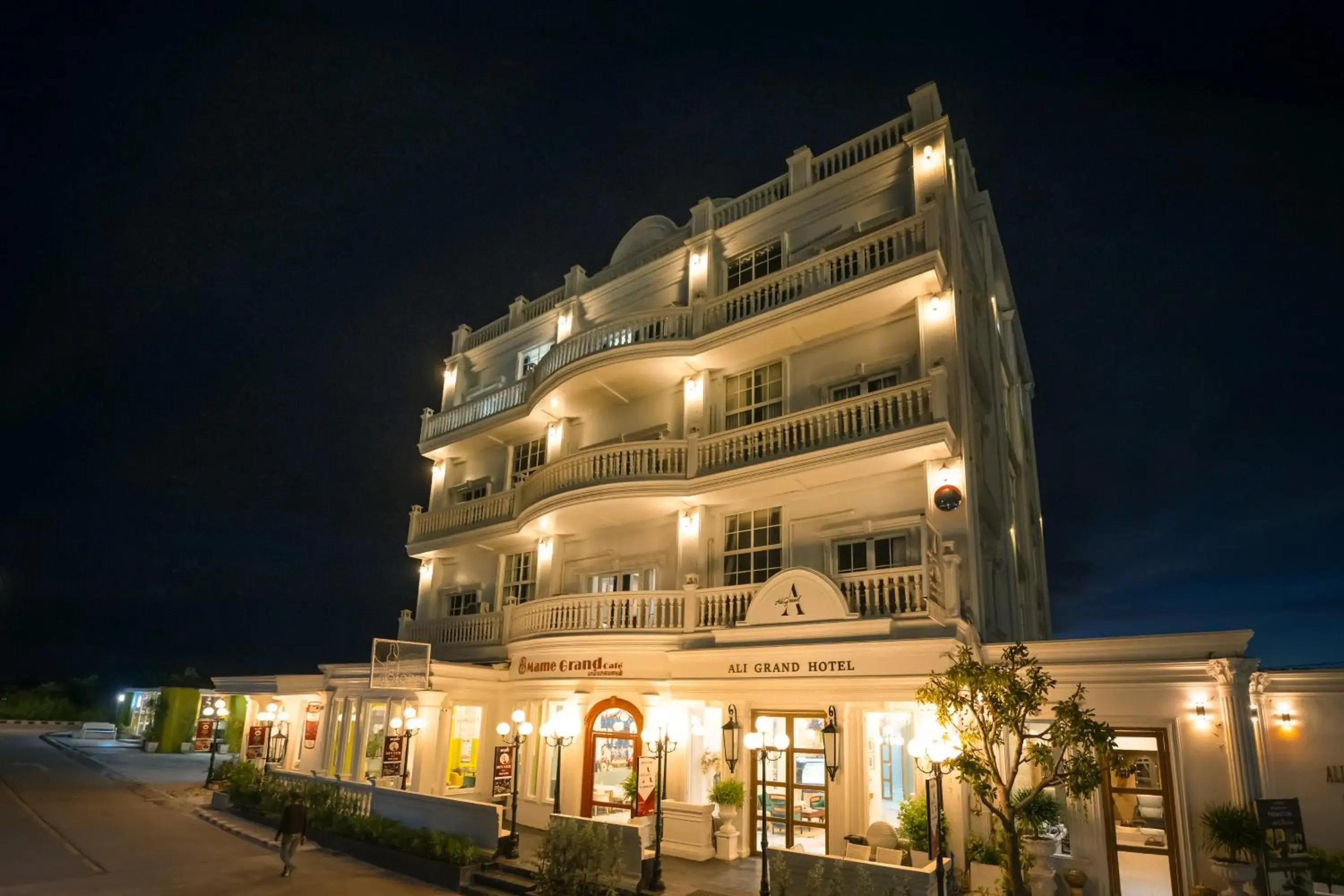 Ali Grand Hotel Ali Grand Hotel