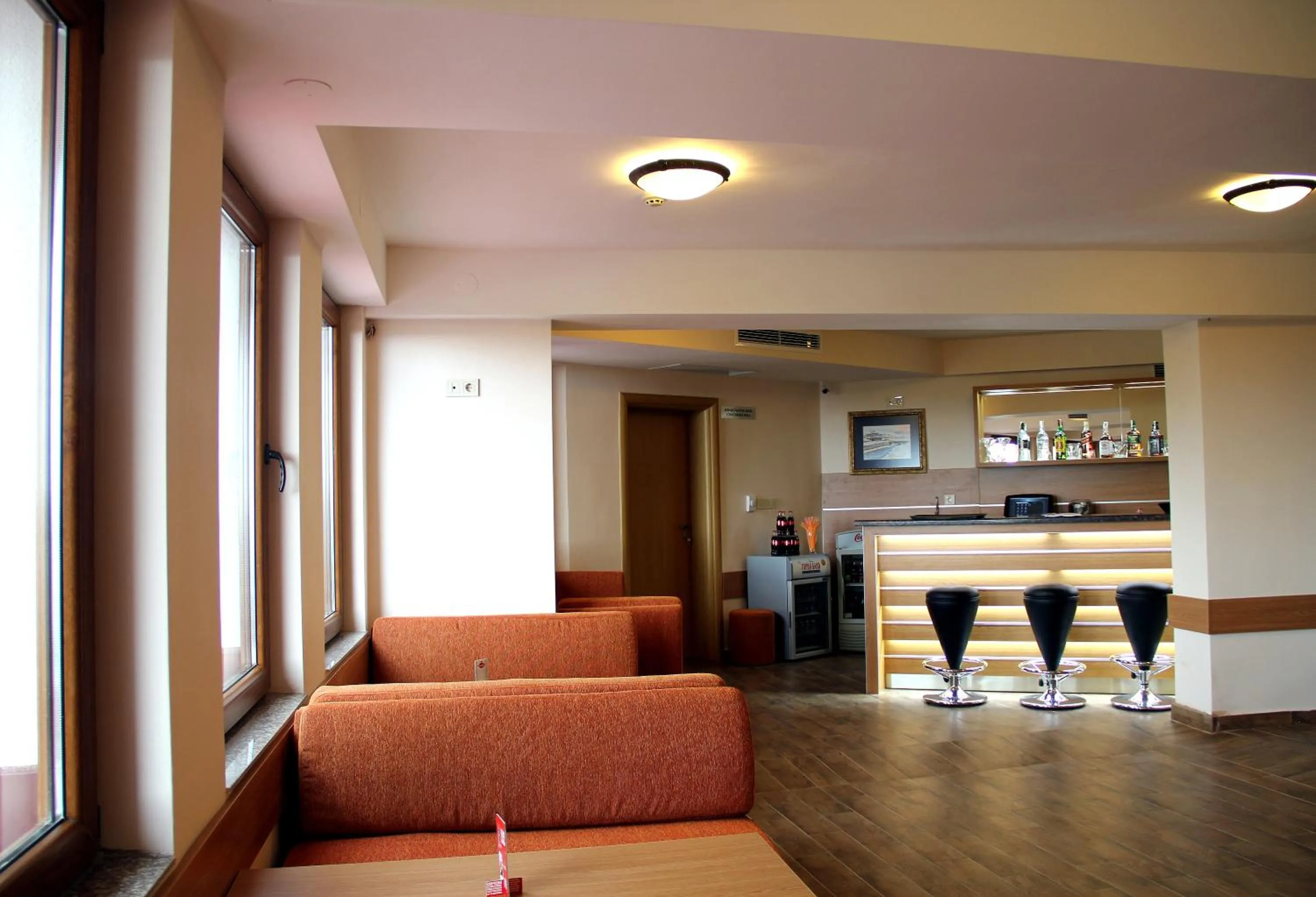 Lounge or bar in Hotel Coop Rozhen