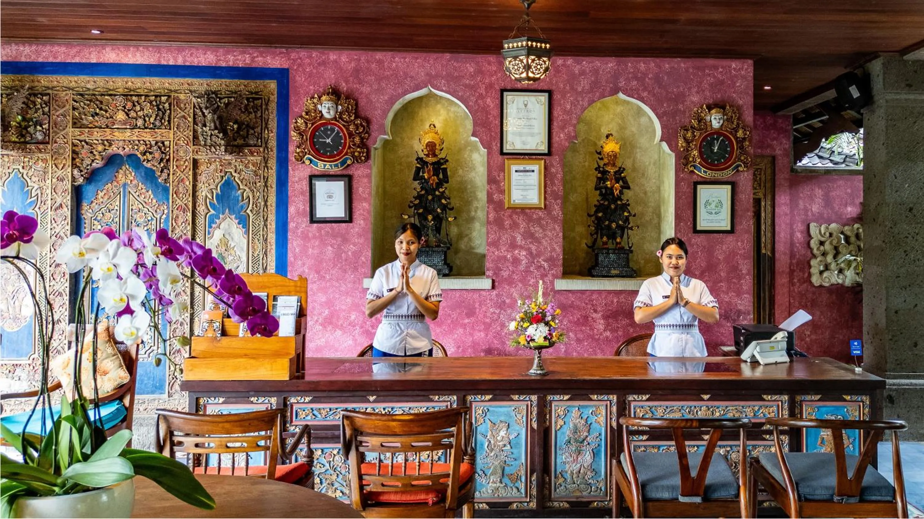 Lobby or reception in Dwaraka The Royal Villas