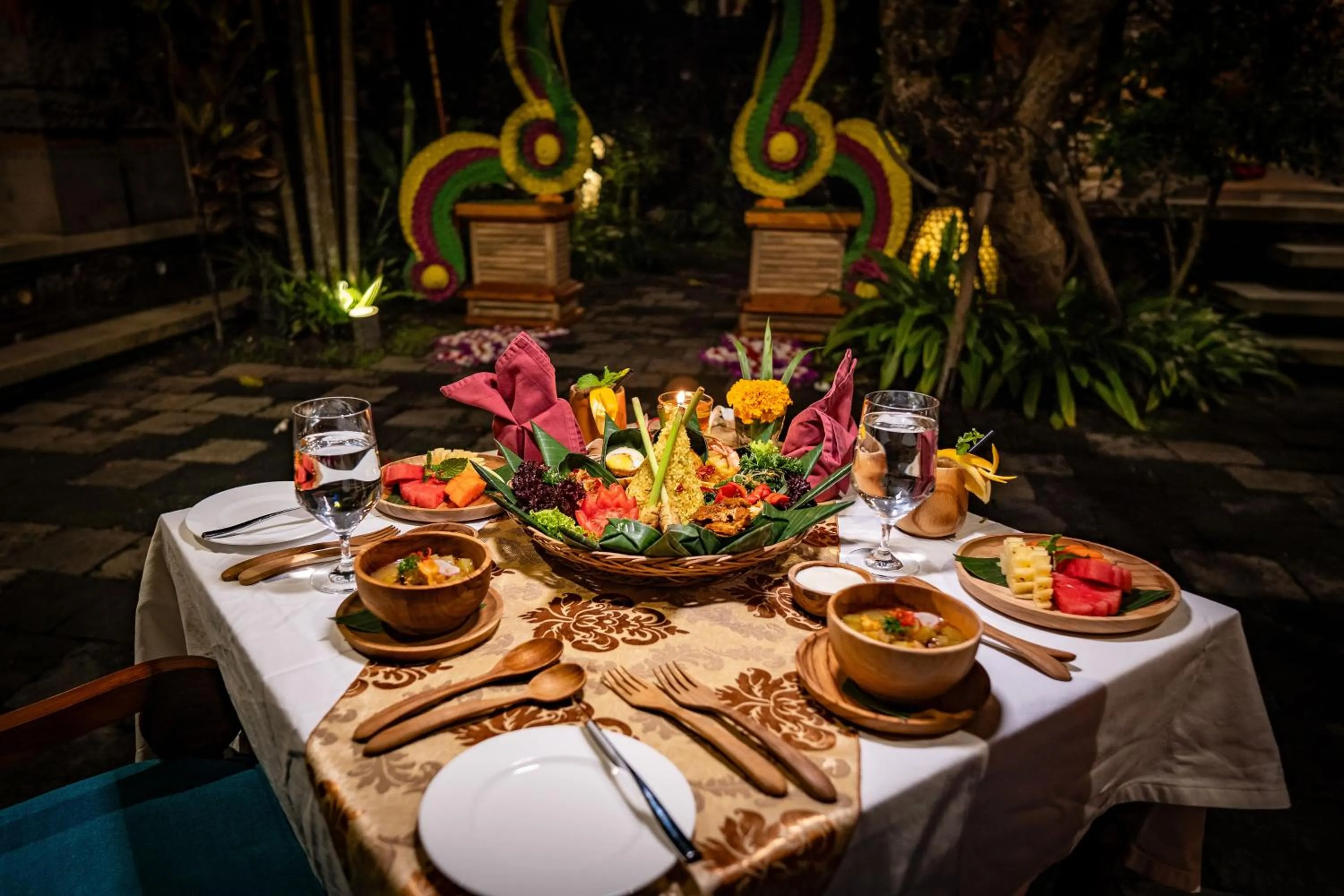 Dinner in Dwaraka The Royal Villas