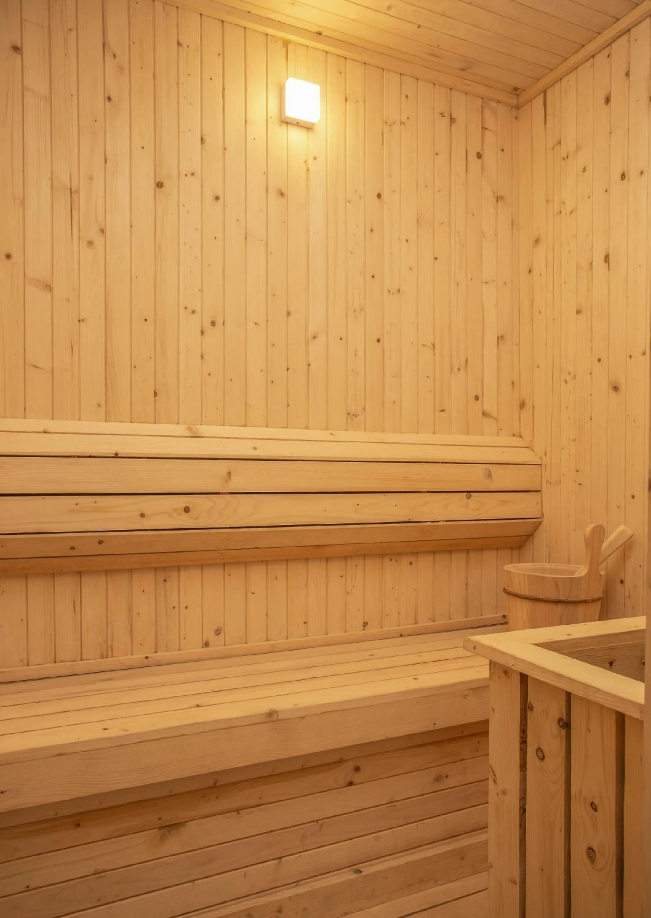 Sauna in Dwaraka The Royal Villas