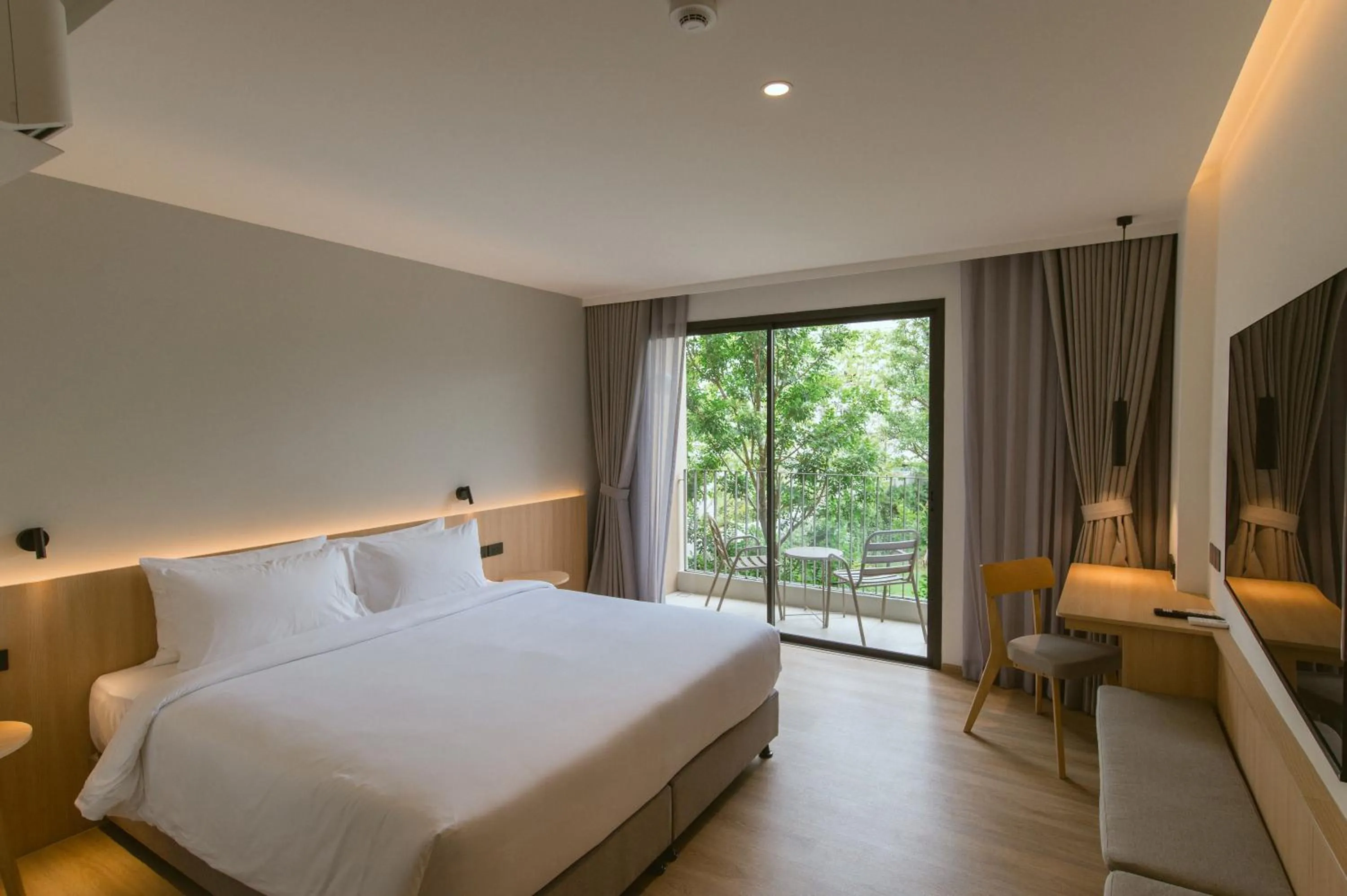 Bed in PAAK Hotel Suvarnabhumi