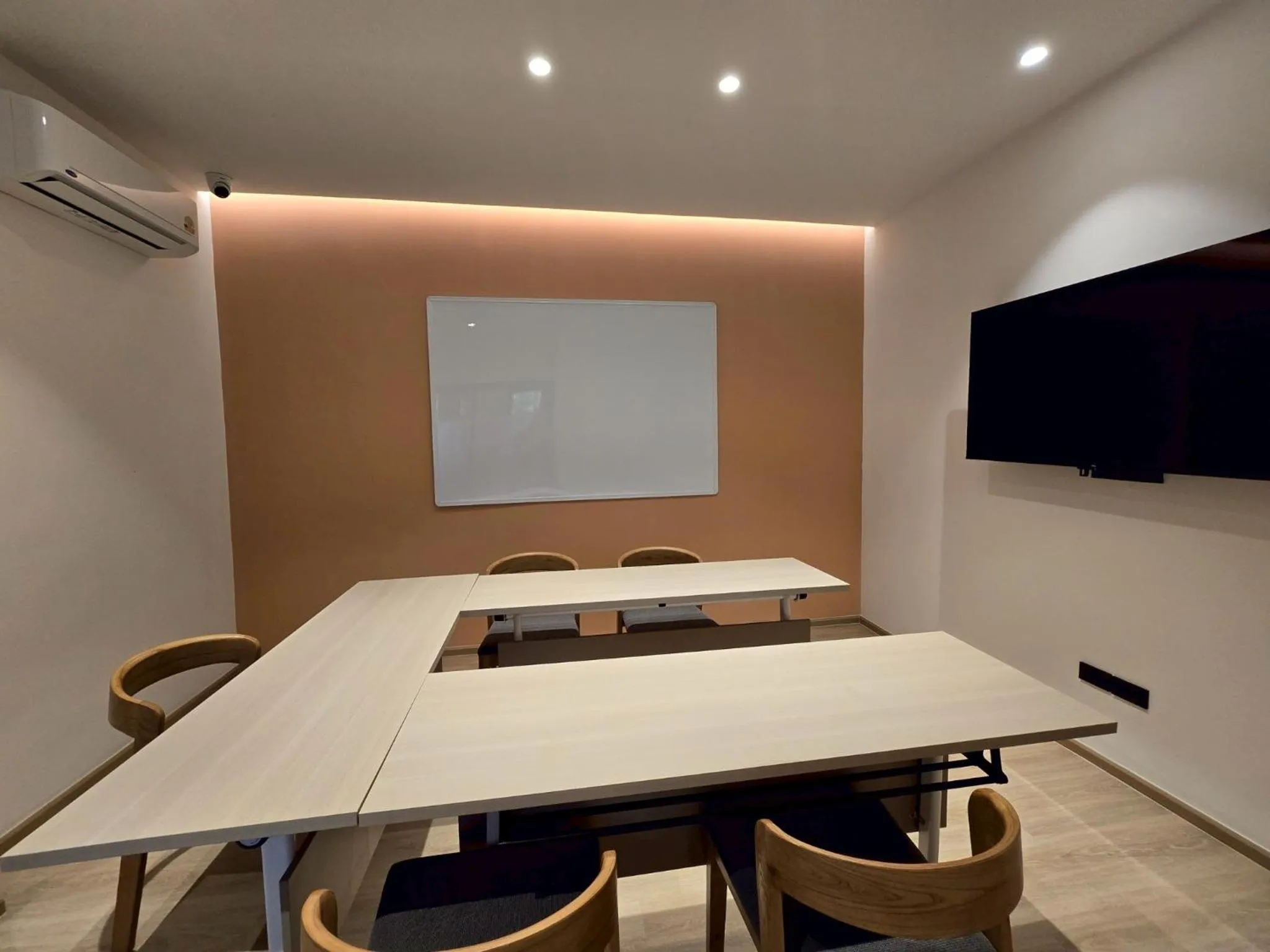 Meeting/conference room in PAAK Hotel Suvarnabhumi