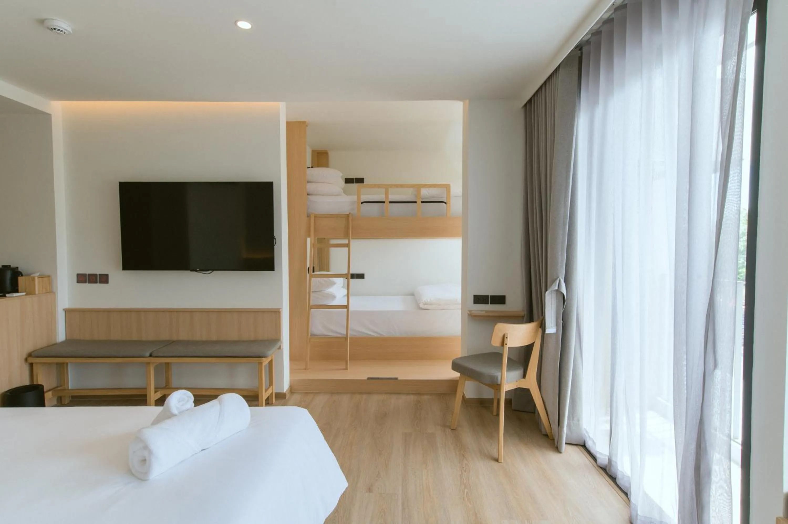 Bedroom, Bed in PAAK Hotel Suvarnabhumi