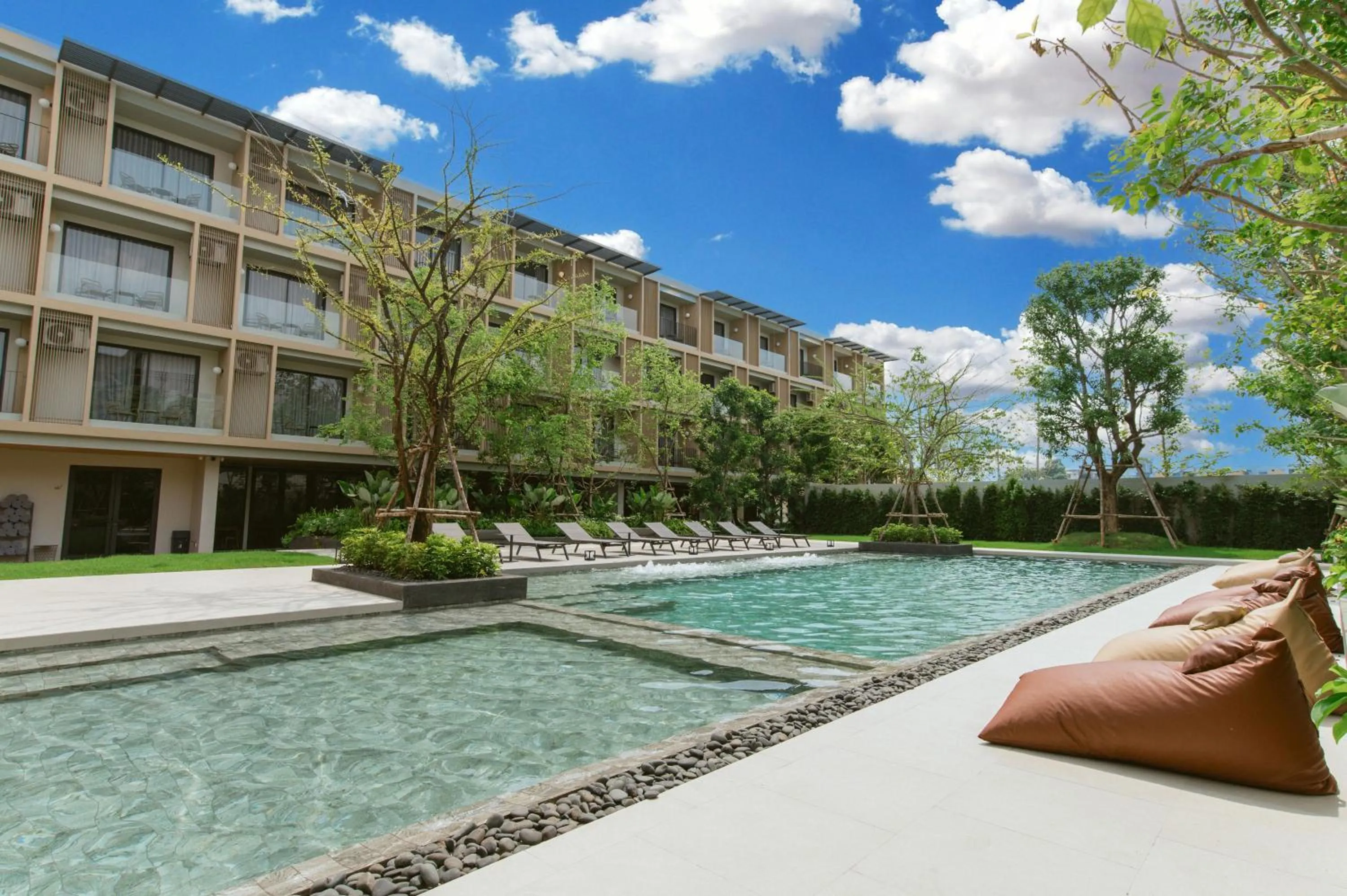 Swimming pool in PAAK Hotel Suvarnabhumi