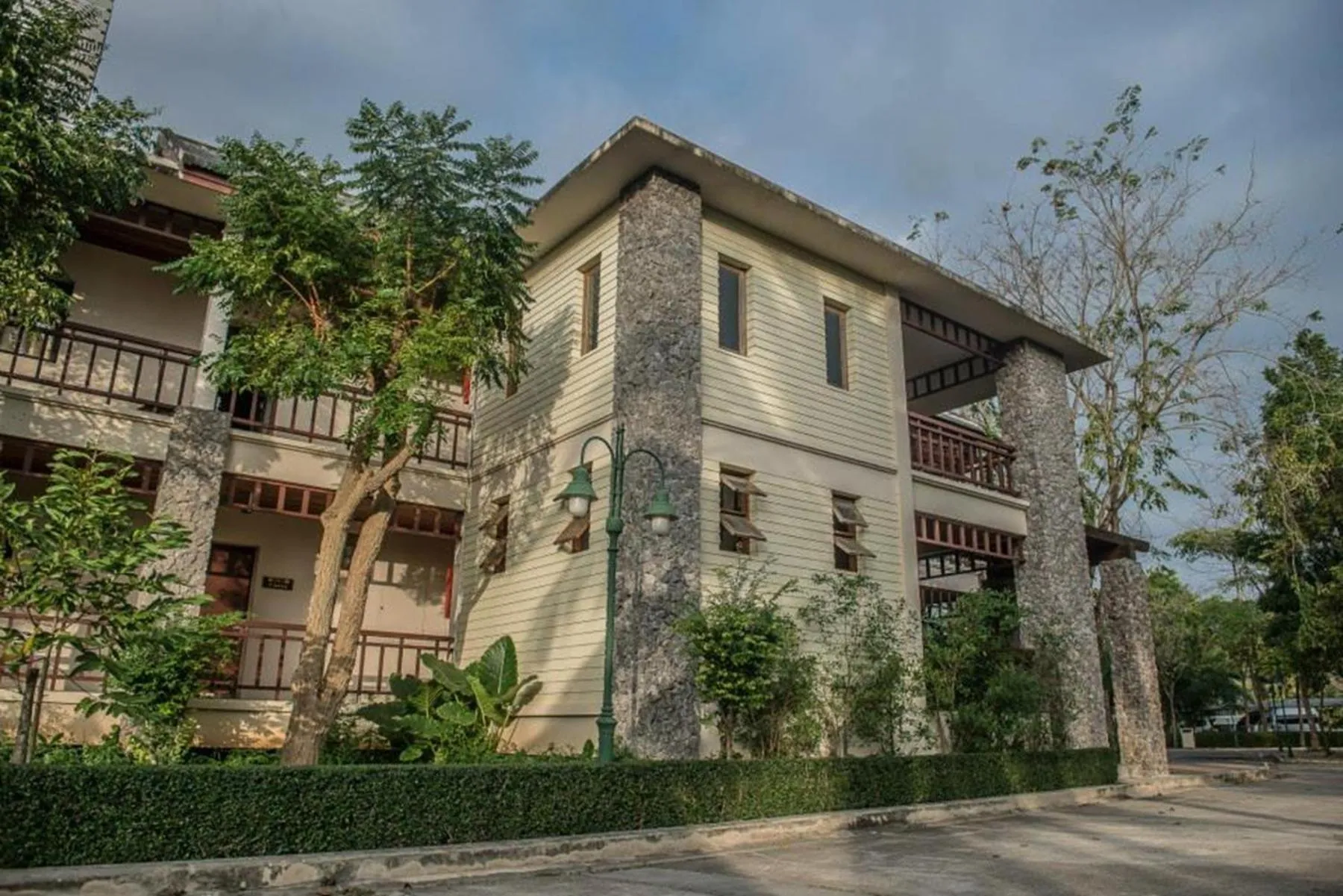 Property building in Baan Tai Had Resort