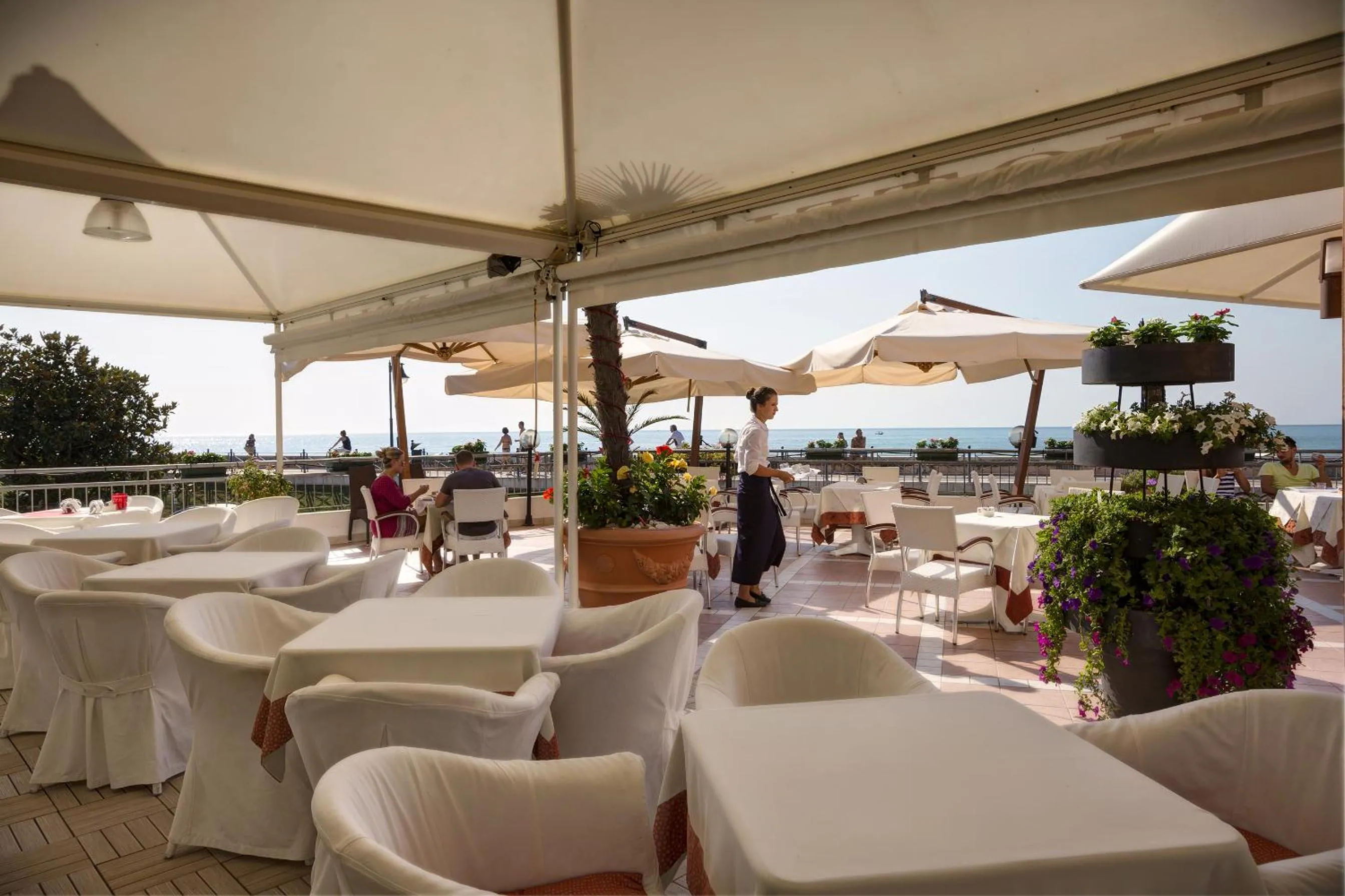 Day in Hotel Adria sul Mare