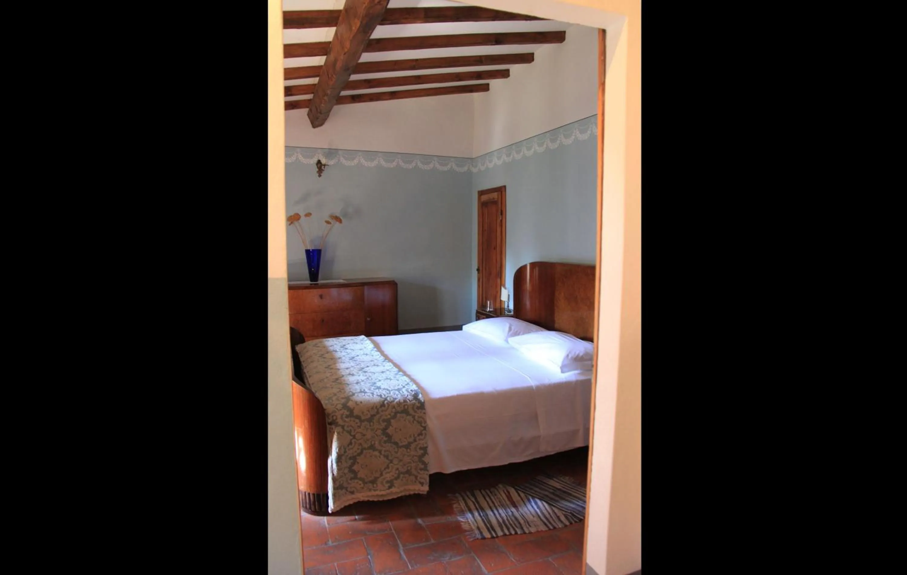 Photo of the whole room, Bed in antica casa "le rondini"