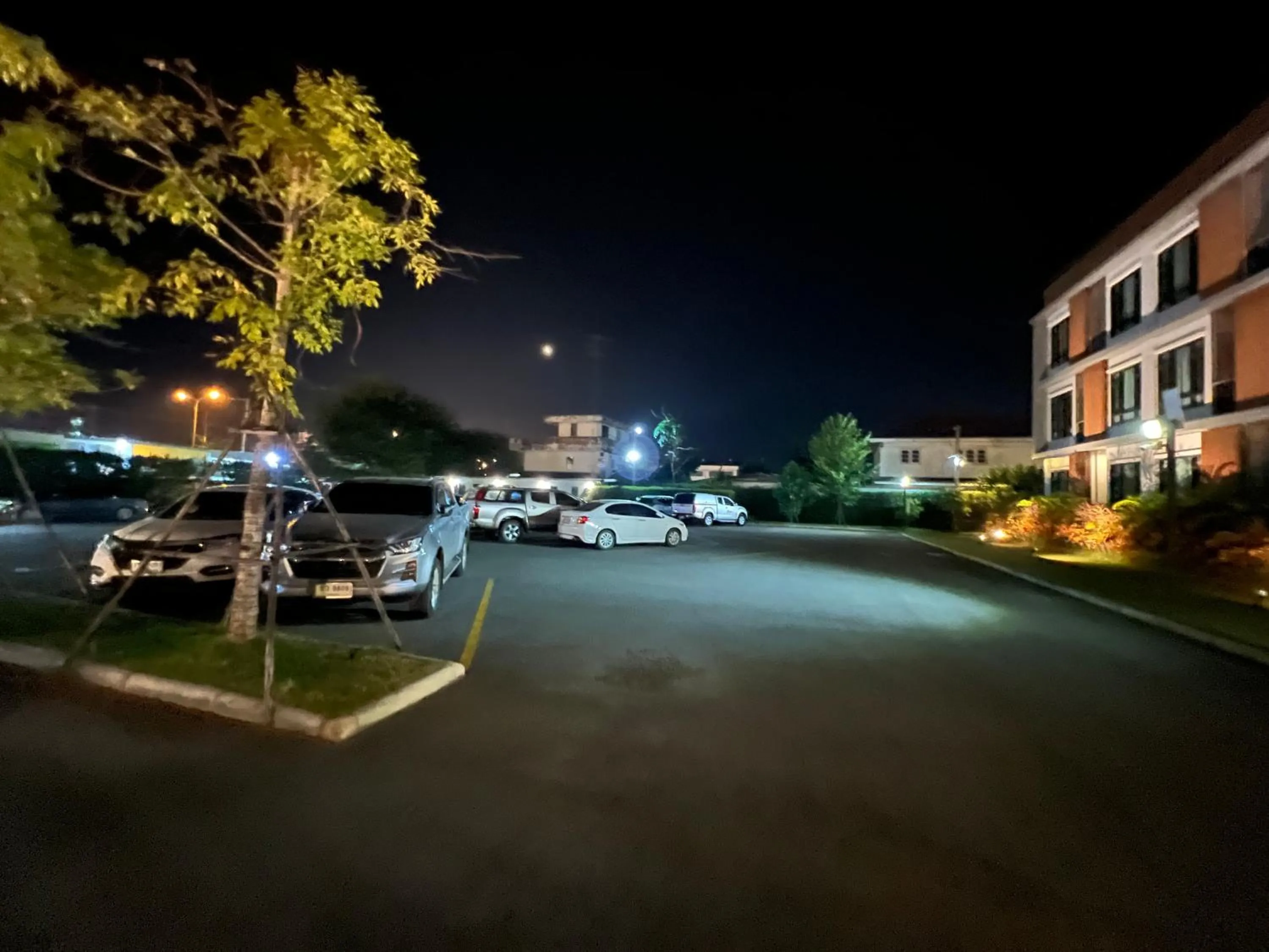 Property building in Prem Mansion U Thong