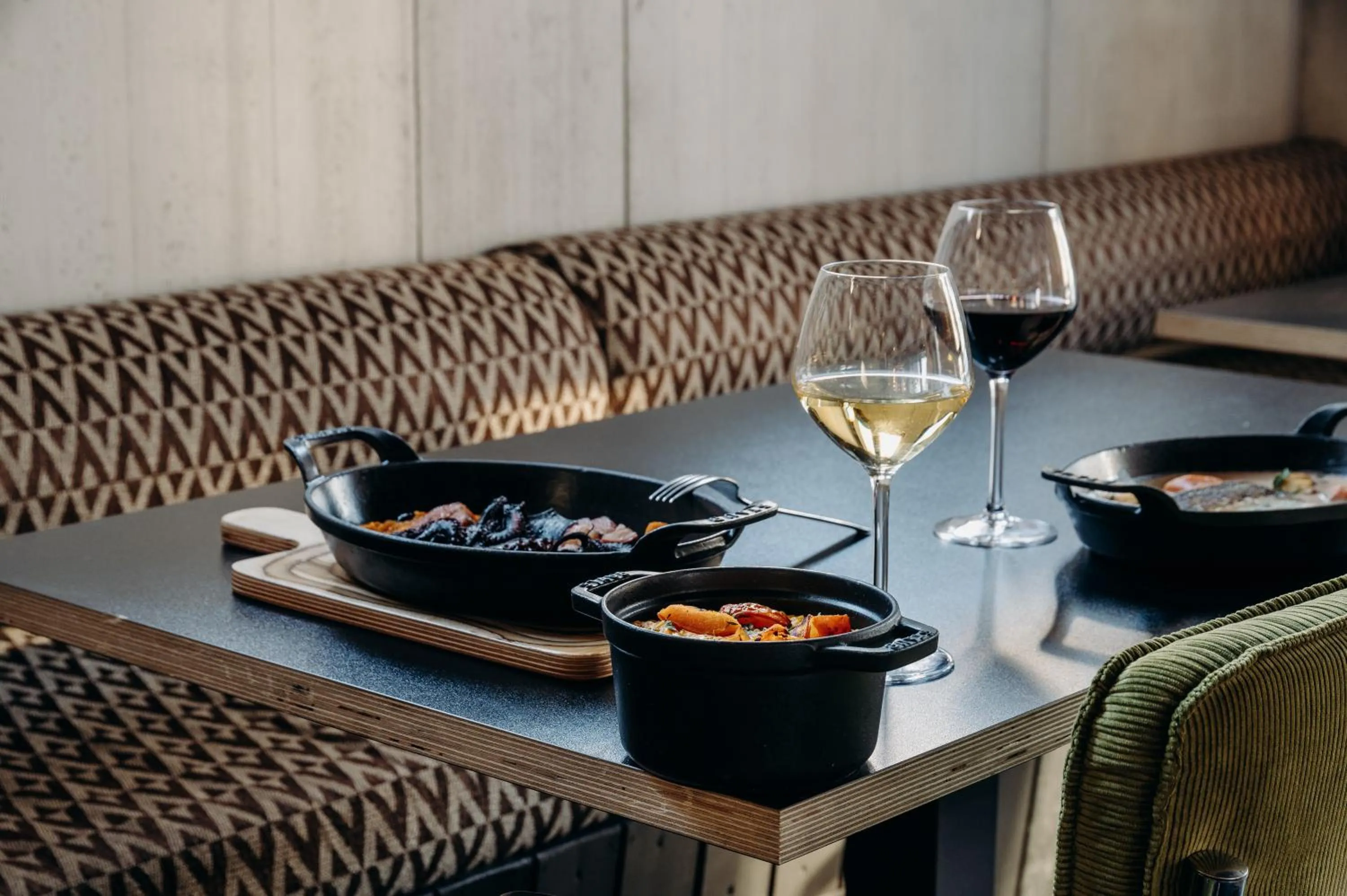 Restaurant/places to eat in Totem, Friendly Hotel & Spa