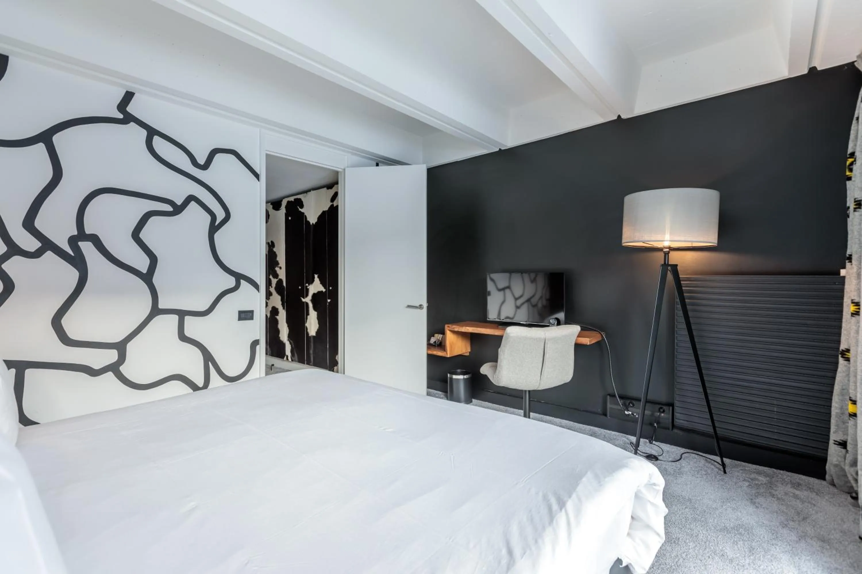 Bedroom, Bed in Totem, Friendly Hotel & Spa