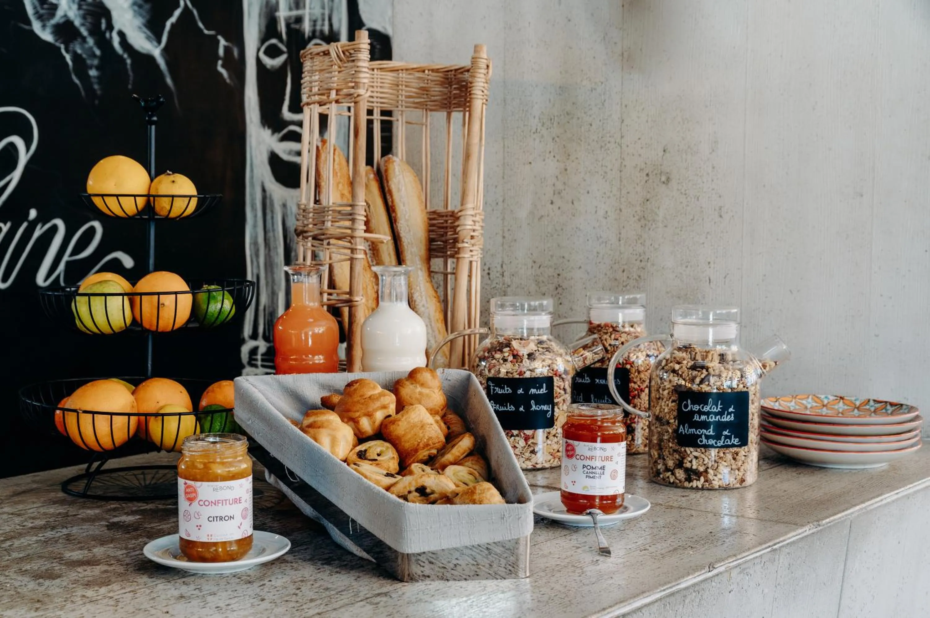 Restaurant/places to eat in Totem, Friendly Hotel & Spa