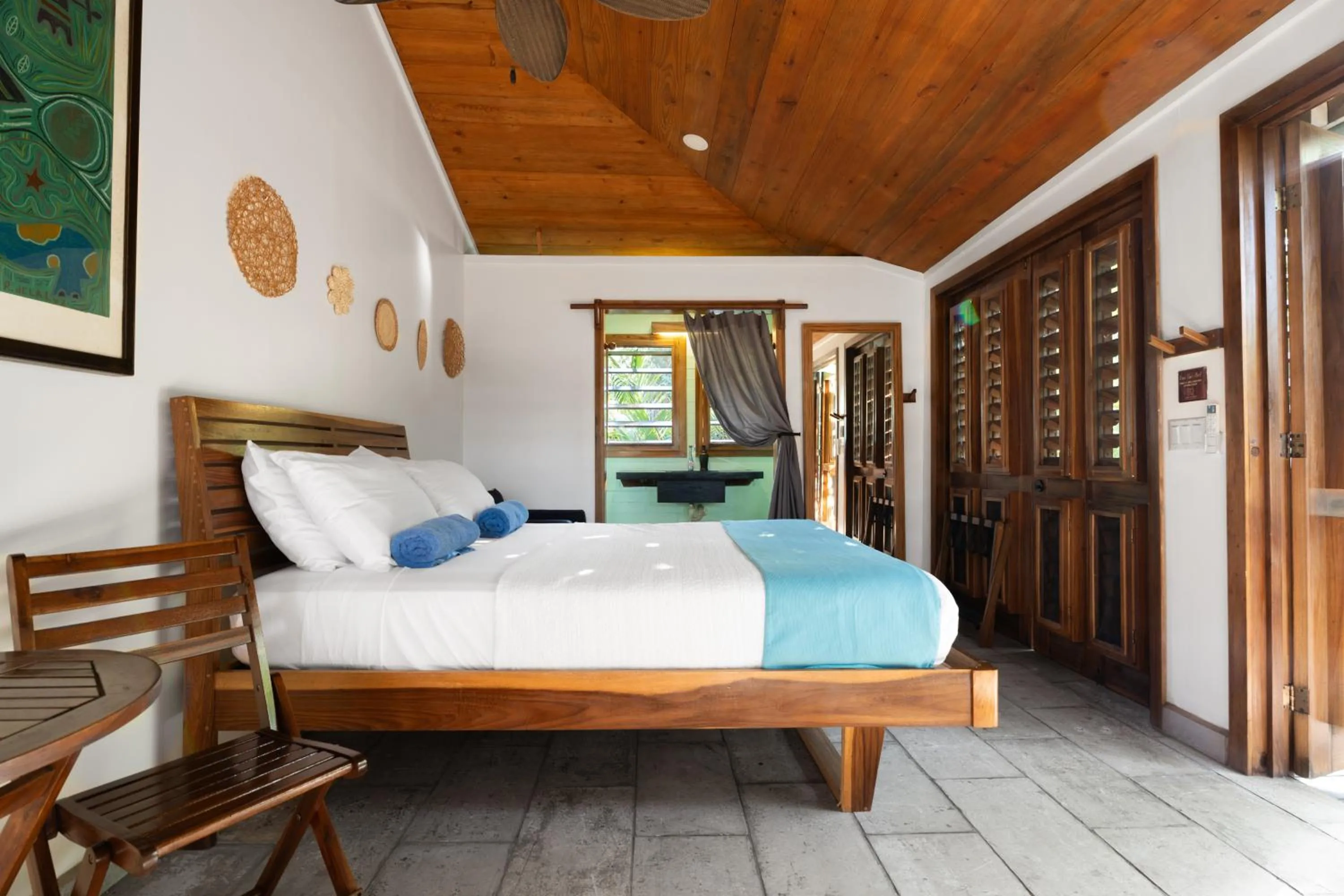 Bed in Camp Bay Lodge