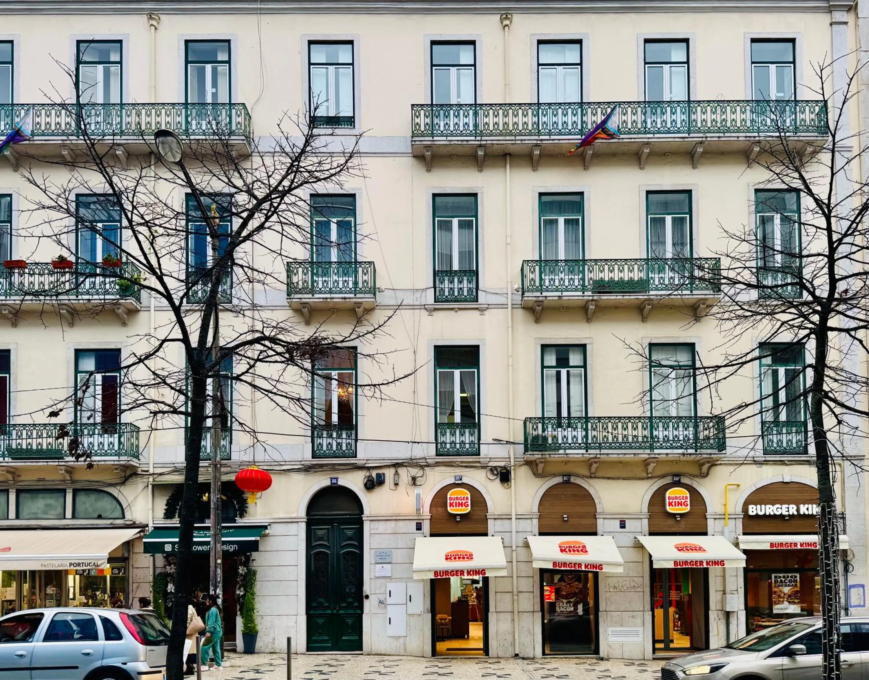 Property building in Ambiente Hostel