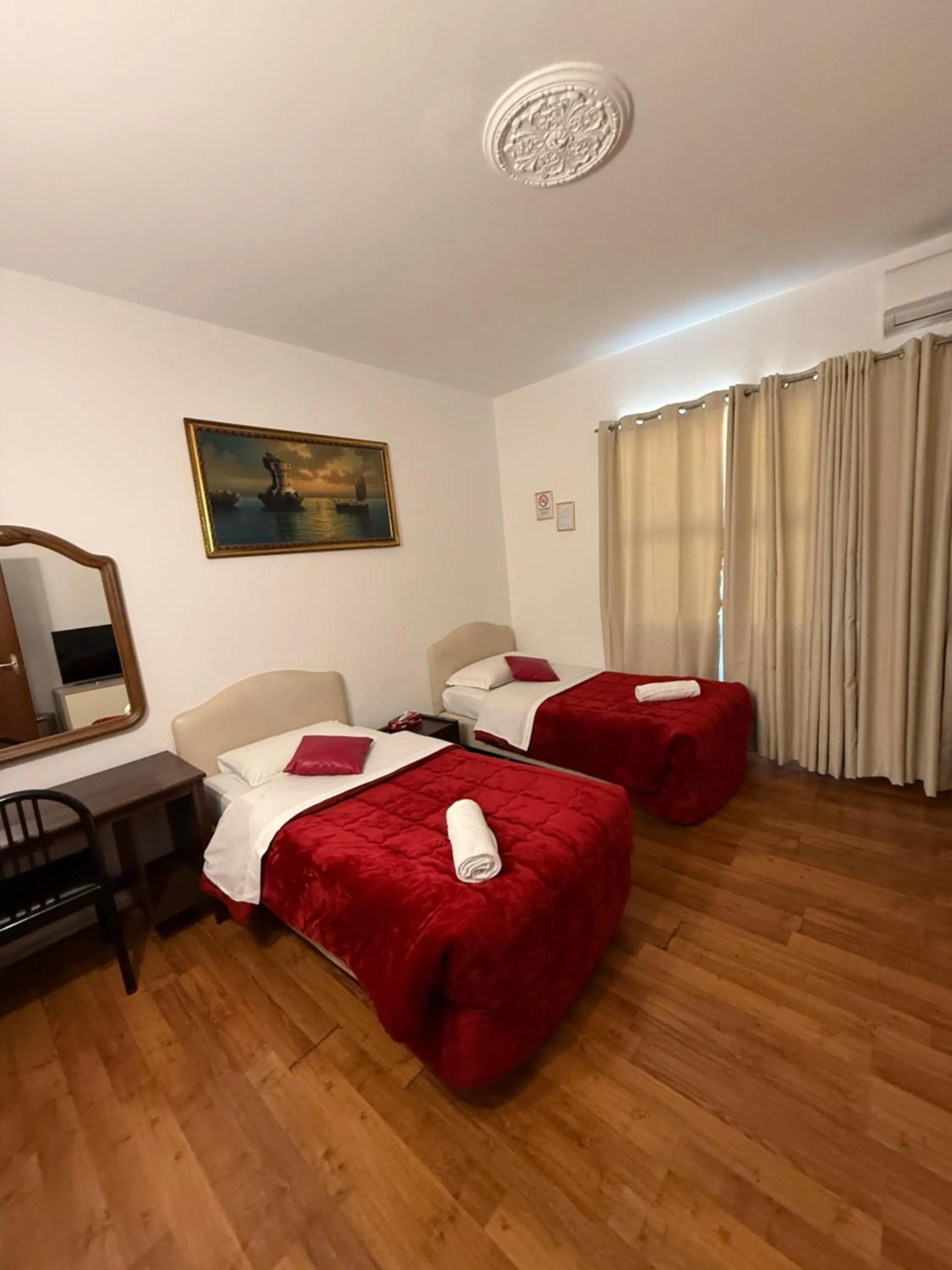 Bed in Two Ducks Hostel