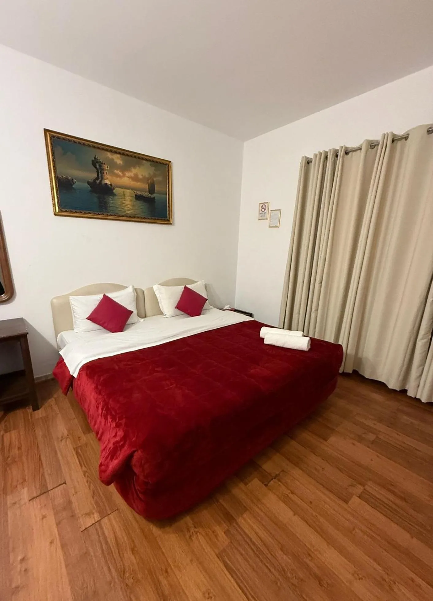 Bed in Two Ducks Hostel