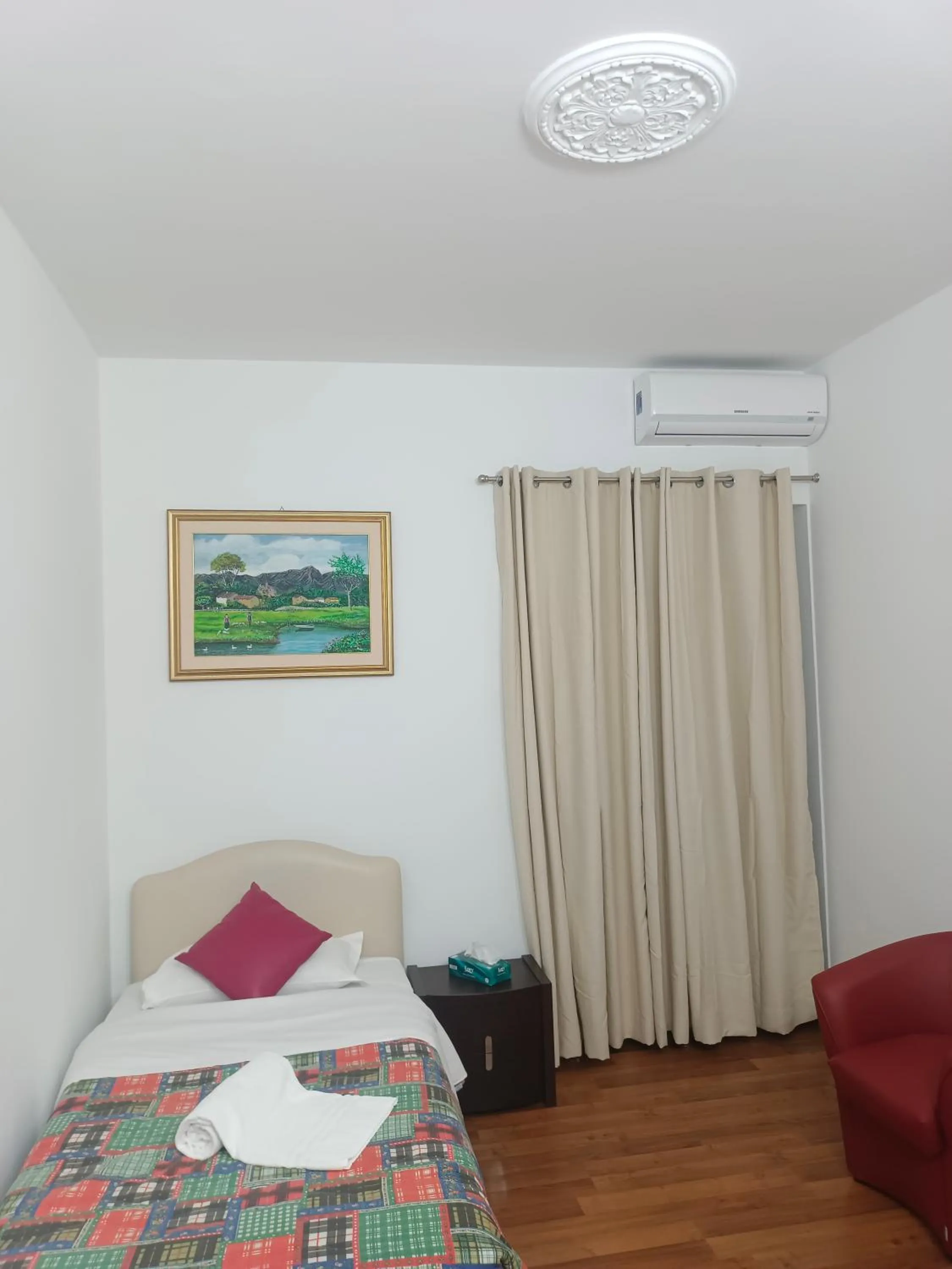 Bed in Two Ducks Hostel