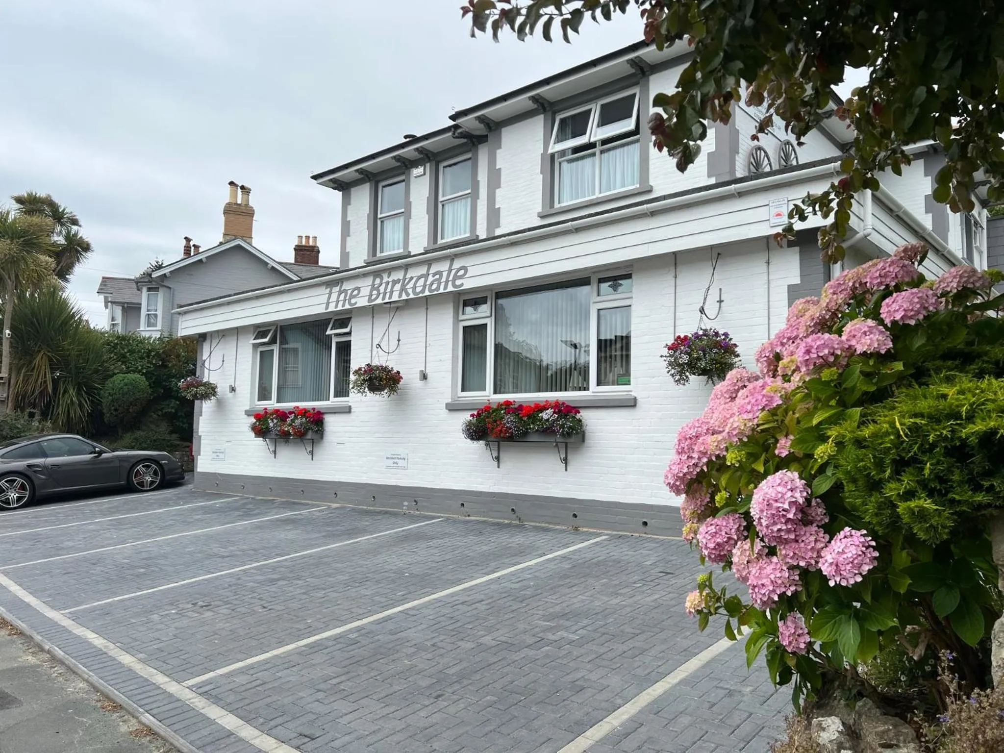 Property building in Birkdale Guest House