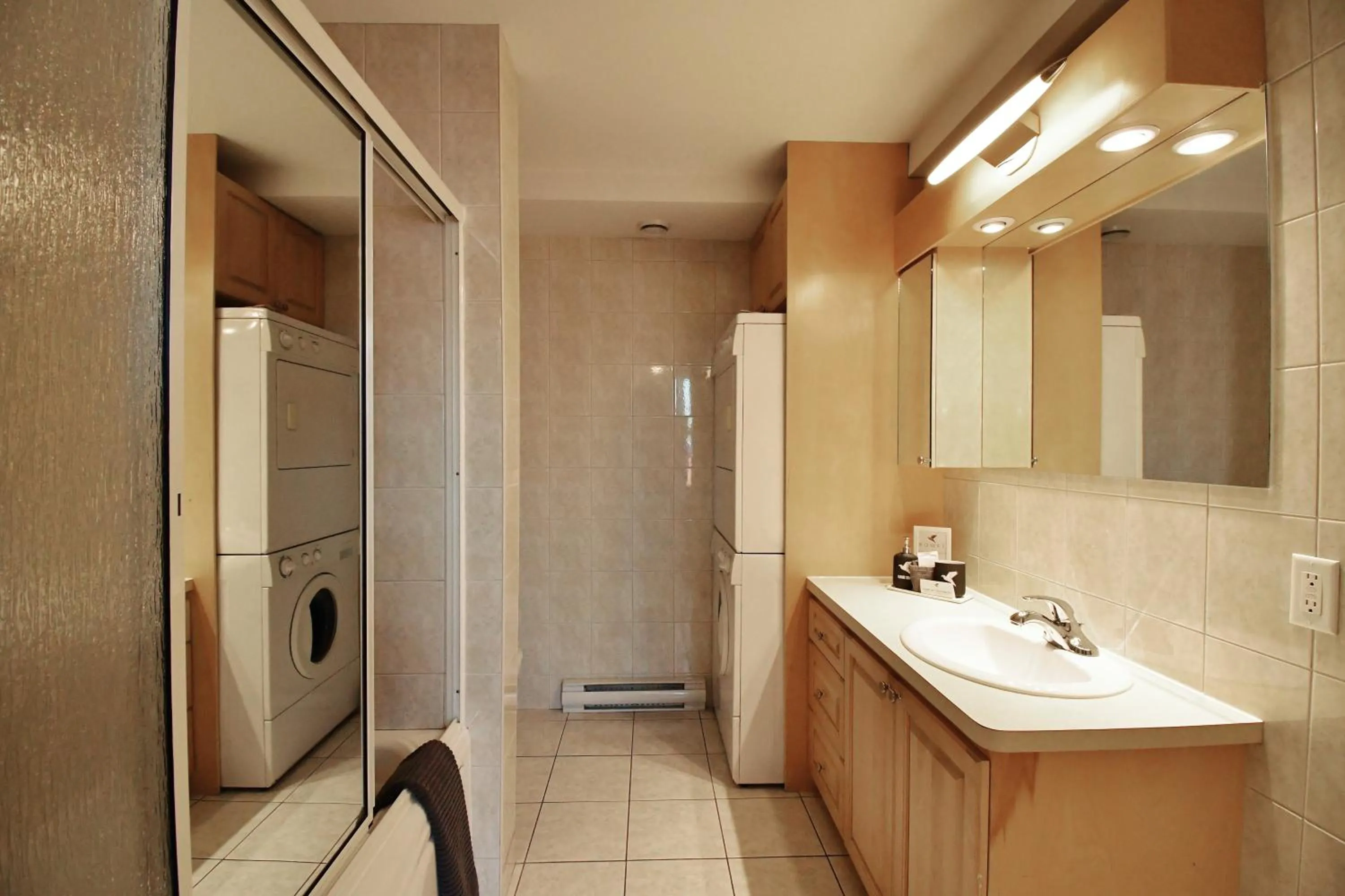 Shower in Lester Lofts by Bower Boutique Hotels