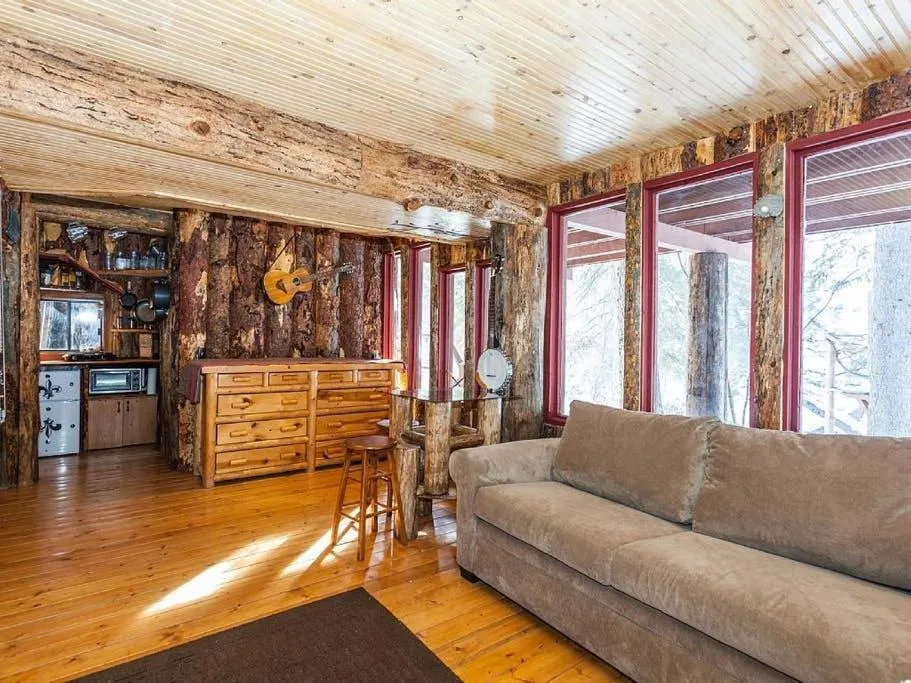 Kitchen or kitchenette in Treehouse On The Stream Sundance, Utah