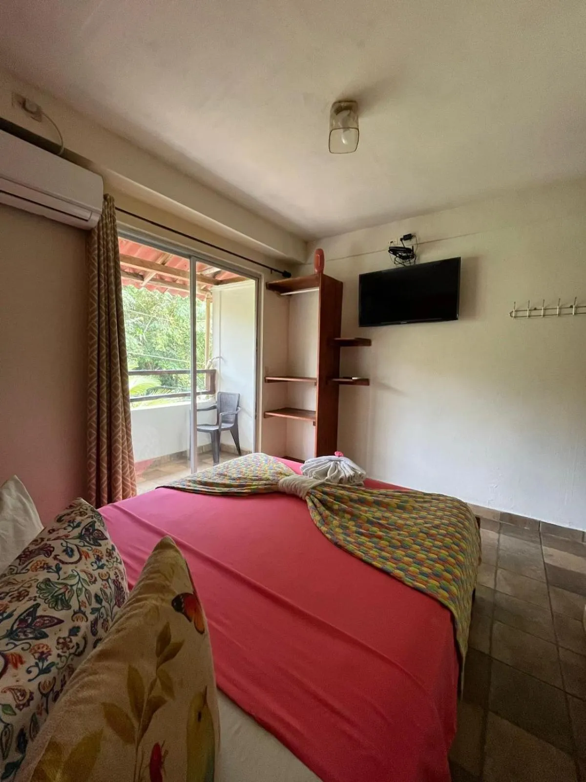 Bed in Hotel y Restaurante Mama Ines