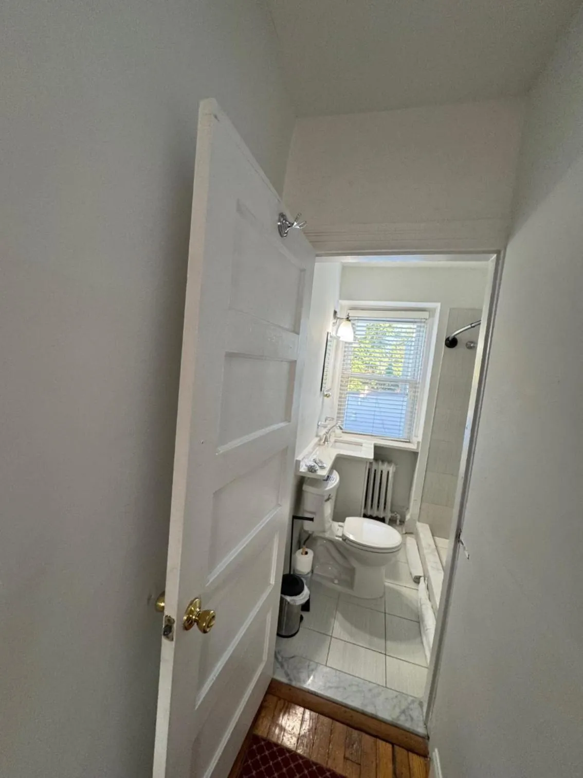 Shower in Good Night Sleep 1Bdrm 2 Queen Beds