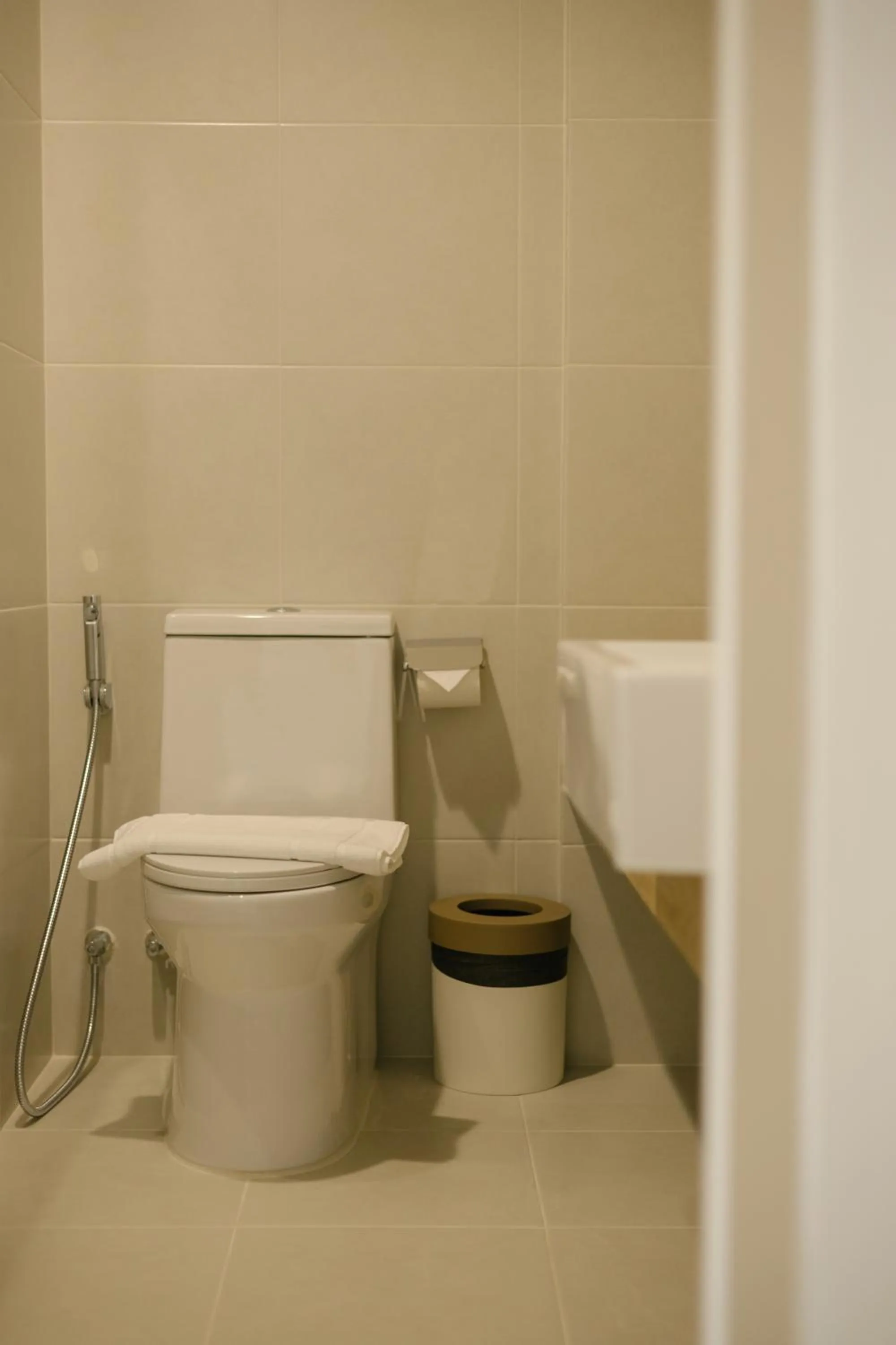 Toilet in My Hotel Kanchanaburi