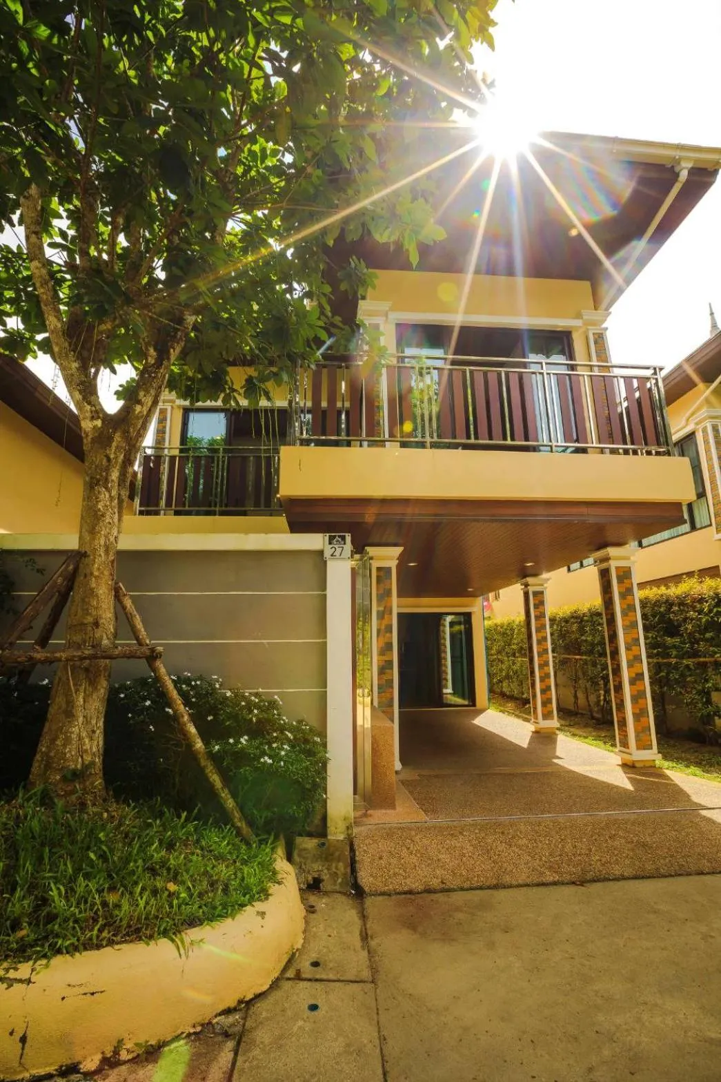 Off site in Aonang Oscar Pool Villas - Free Shuttle to Aonang Beach -shared pool - private pool
